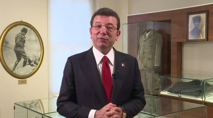 İmamoğlu'ndan 29 Ekim Cumhuriyet Bayramı mesajı: "Bugünkü çöküşe bakıp karamsarlığa asla kapılmayın"