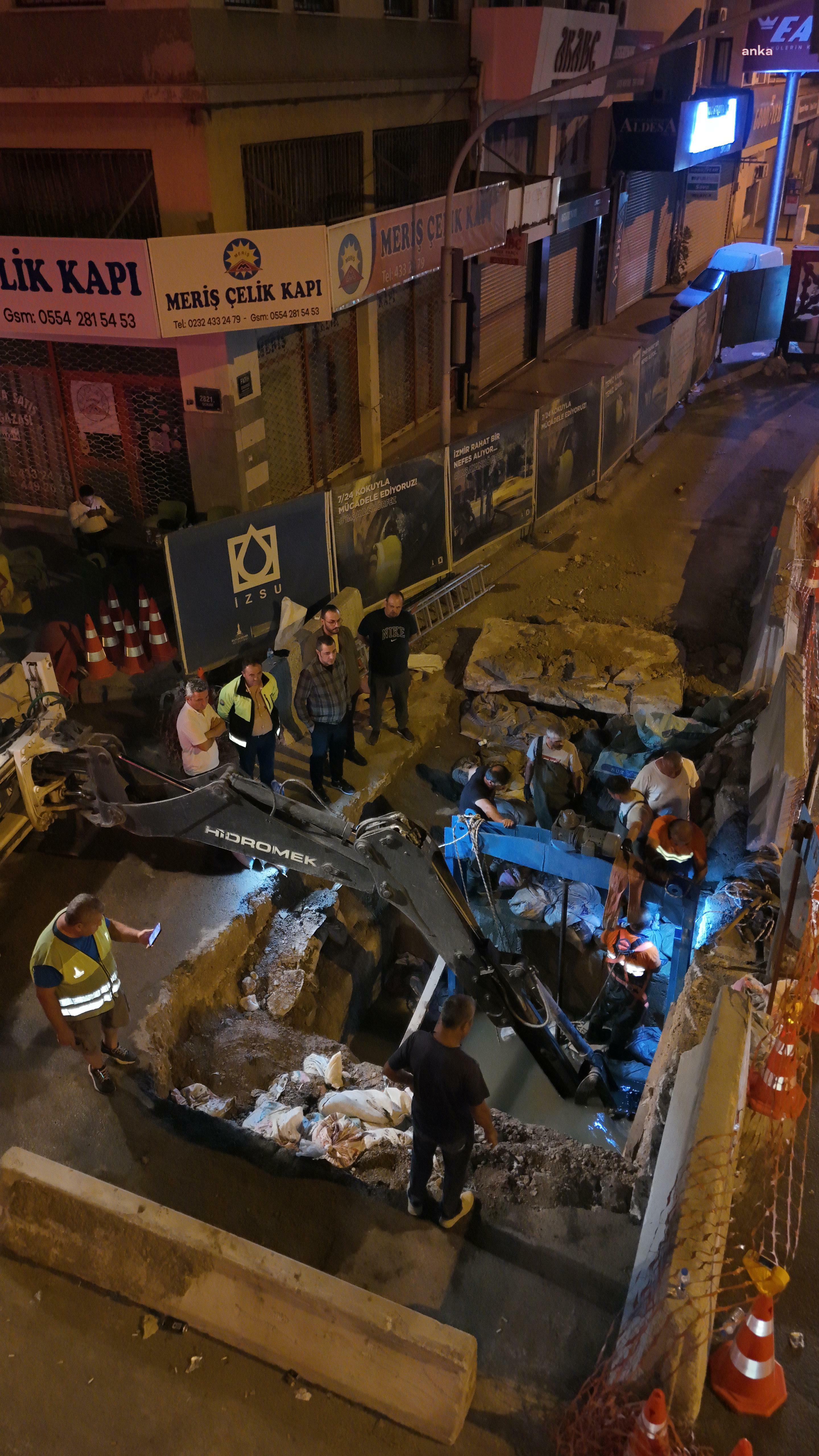 İzmir'de Büyük Kanal’da temizlik çalışması
