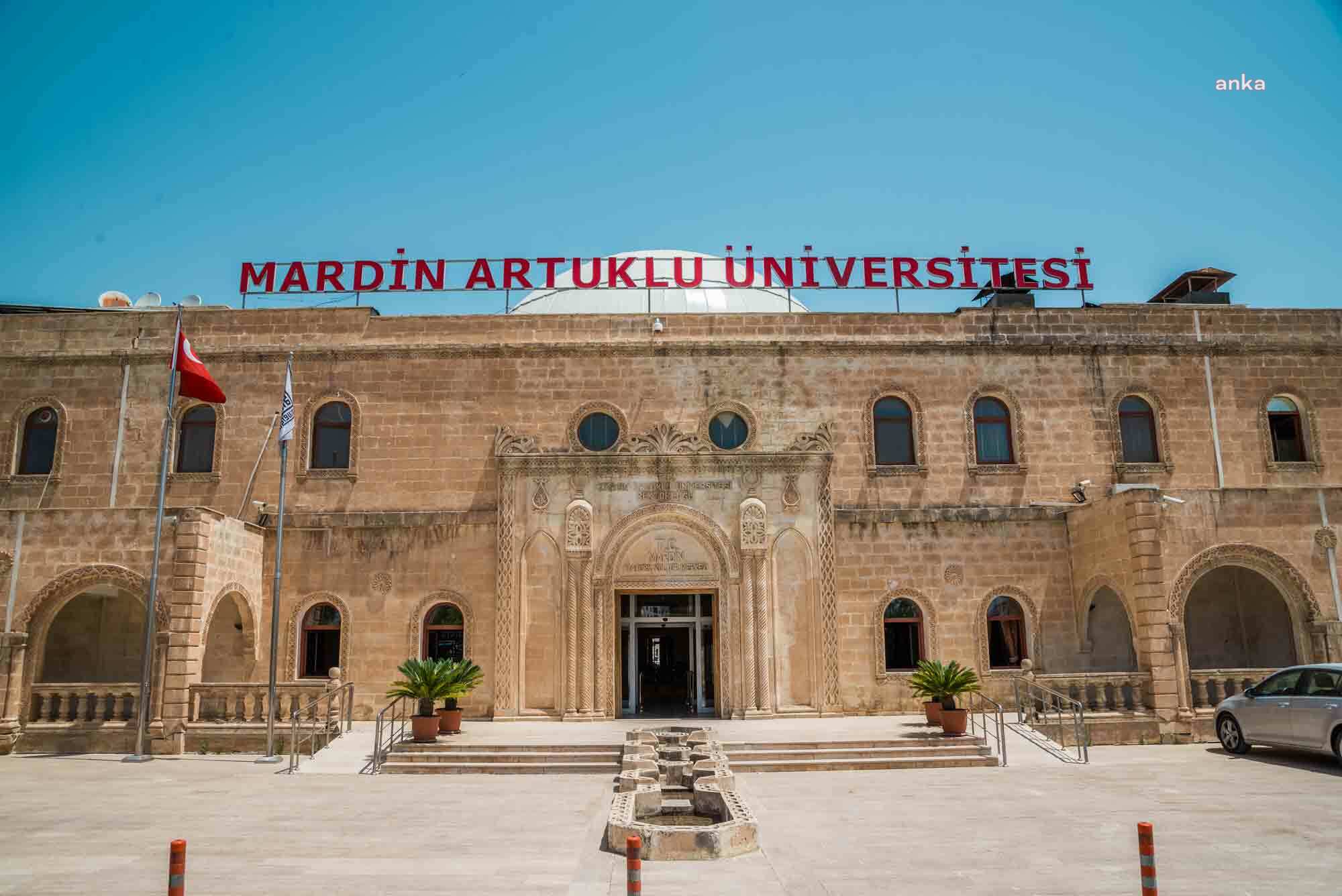 Artuklu Üniversitesi yemekhanesinde yapılan denetimlerde tarihi geçmiş tavuk eti kullanıldığı tespit edildi