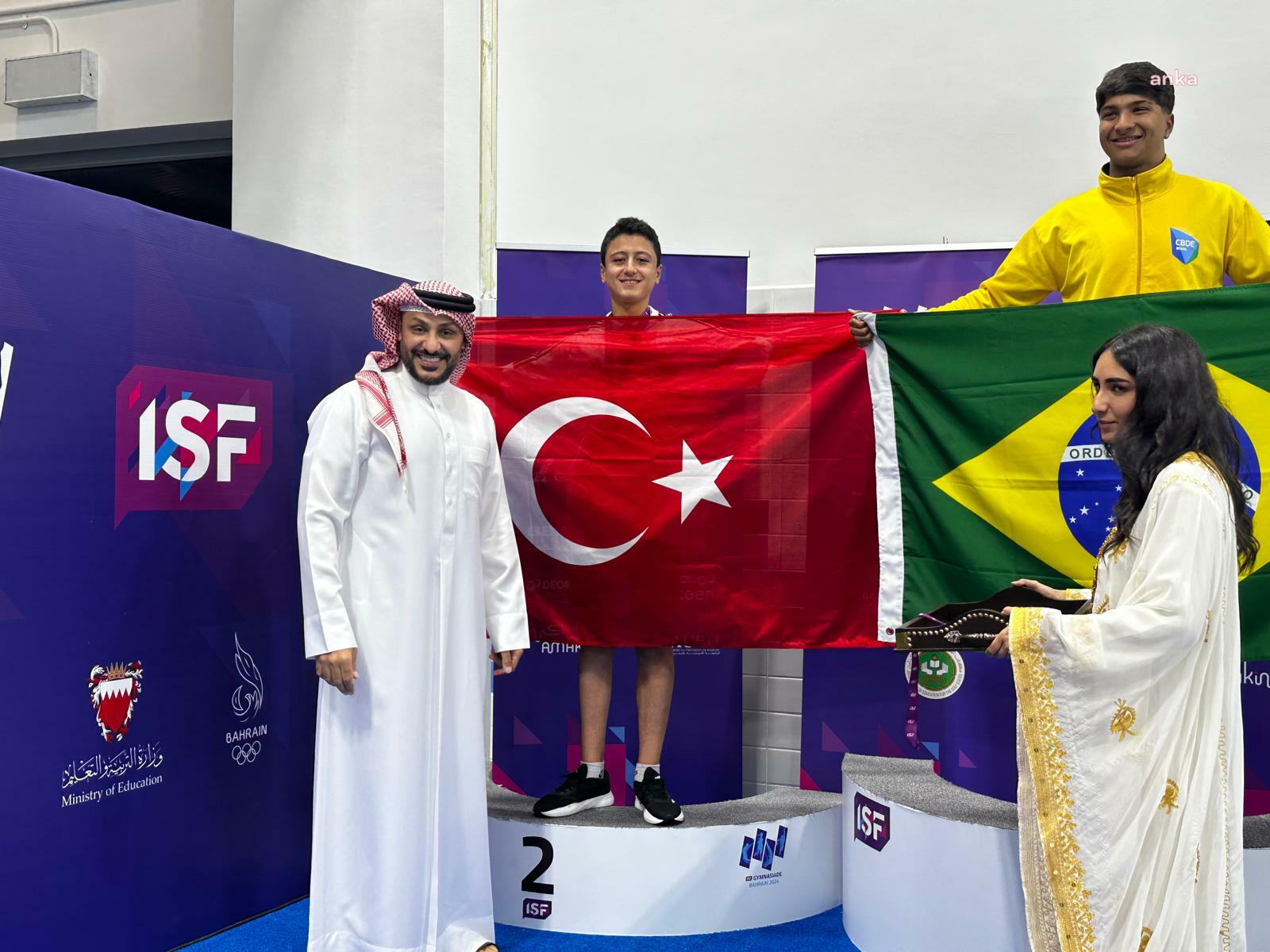 Eskişehir Büyükşehir Spor Kulübü paralimpik yüzücüsü Eymen Sarıtaş dünya ikincisi oldu