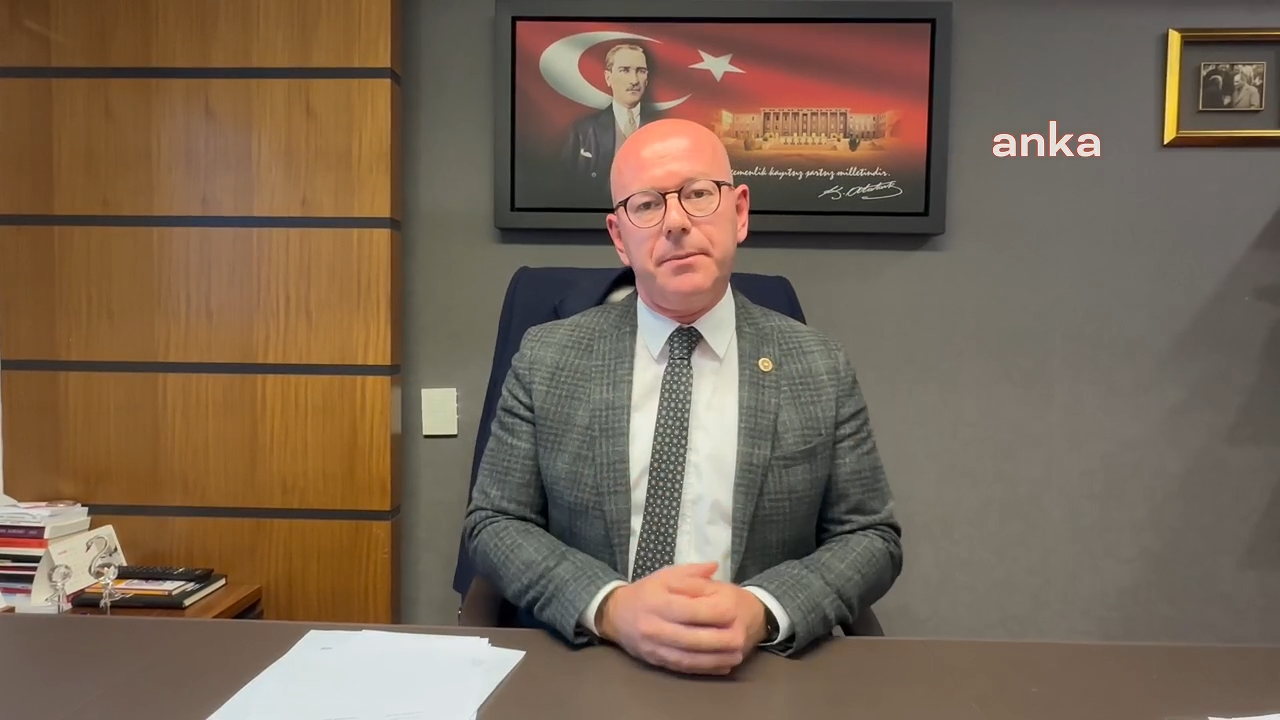 Marmara Belediyesi, gümrüklü limana izinsiz ve plakasız kamyonla girenler hakkında suç duyurusunda bulundu... Serkan Sarı: Neden kayıt dışısınız?
