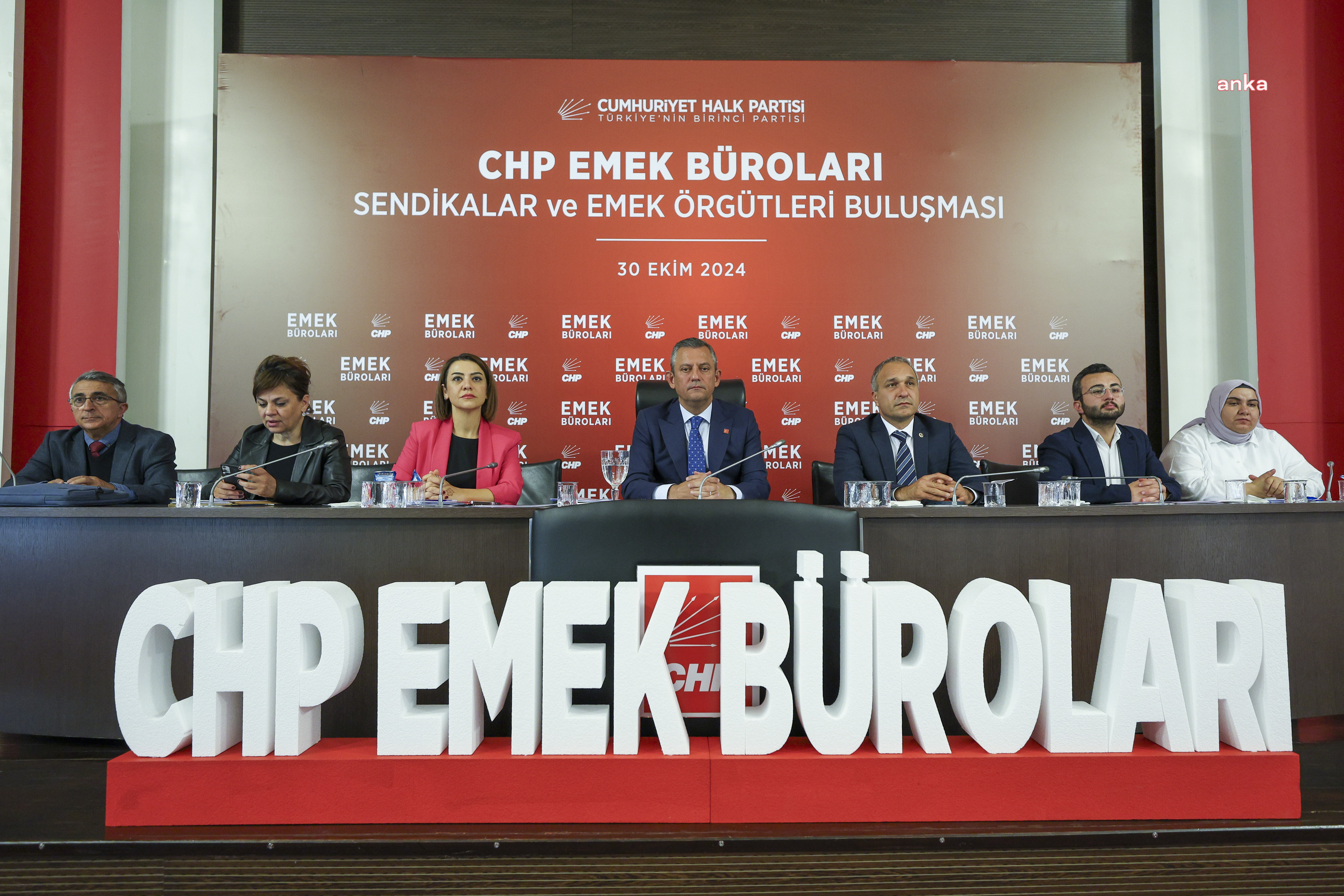 CHP Sendikalar ve Emek Örgütleri Buluşması sonuç bildirgesi: "Emekçilerin ve emeklilerin yükselen talep ve itirazlarının siyasal alanda temsilcisi olacağız"