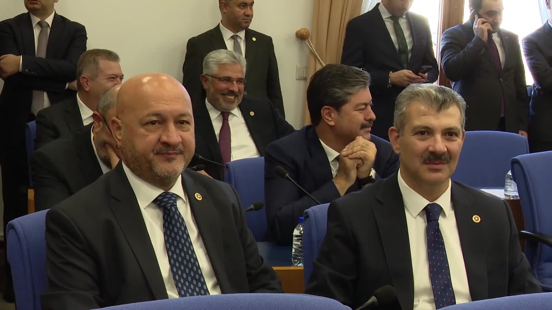 TBMM Plan Bütçe Komisyonu... Numan Kurtulmuş: Anayasayla ilgili yapılacak müzakerelerin faydalı sonuçlar getireceği kanaatindeyim