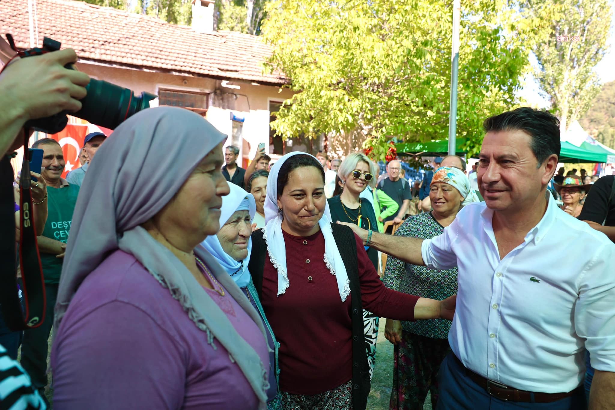 Muğla Büyükşehir Belediye Başkanı Aras: “Vatandaşlarımıza destek olmak için tüm imkanlarımızı kullanıyoruz”