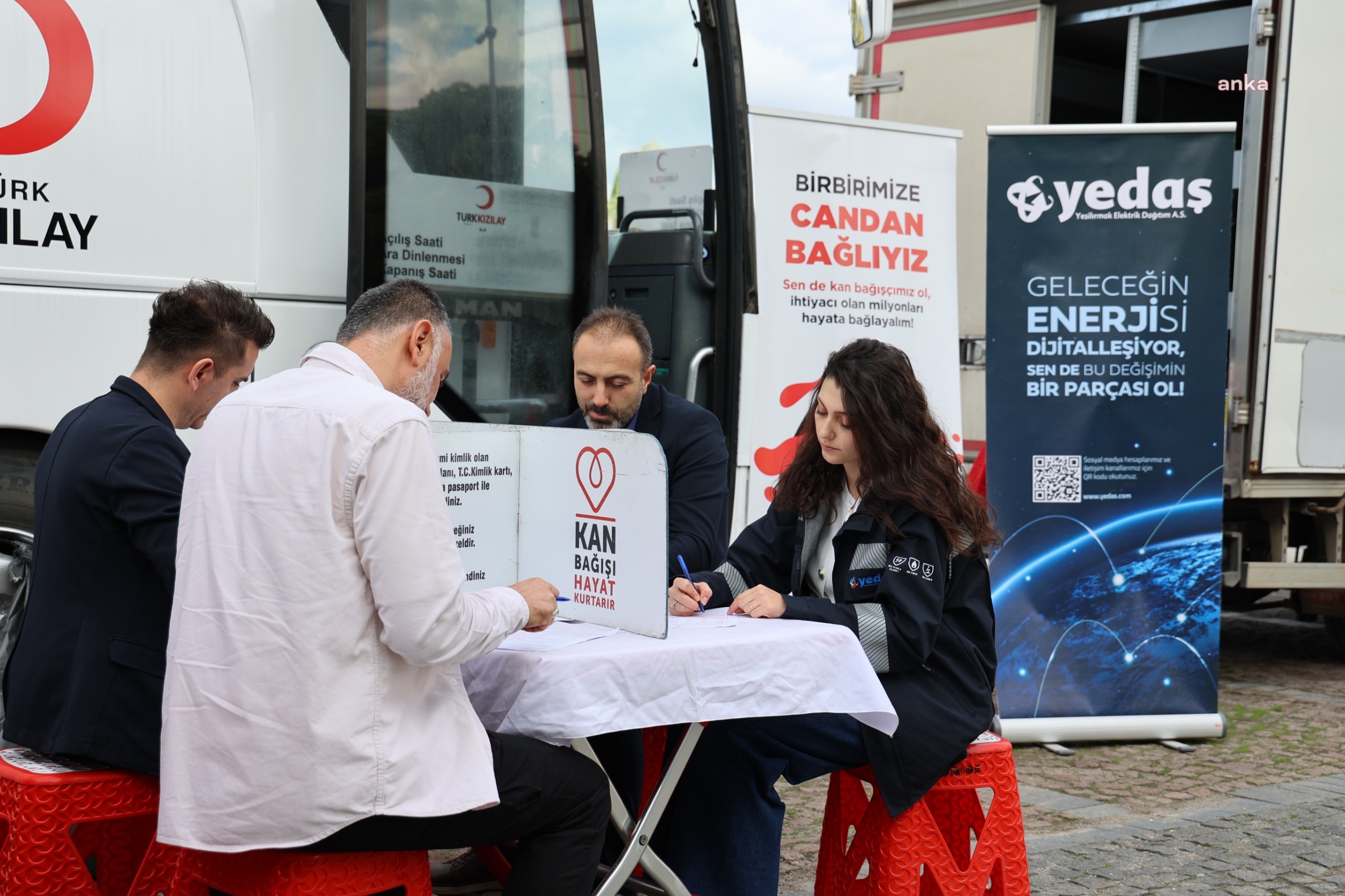 YEDAŞ çalışanlarından Kızılay’ın kan bağışı kampanyasına destek