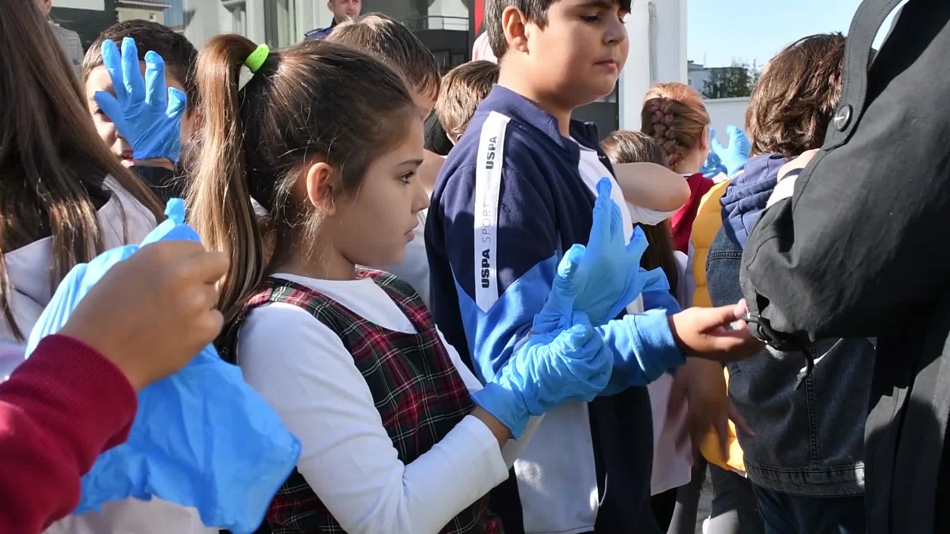 Lüleburgaz’da “Temiz Sokaklar Mutlu Yarınlar” kampanyası devam ediyor