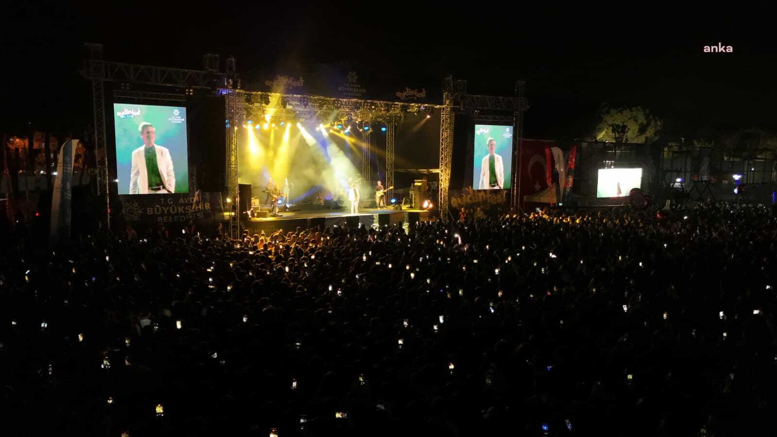 Aydınfest Gençlik Festivali, renkli görüntülerle başladı