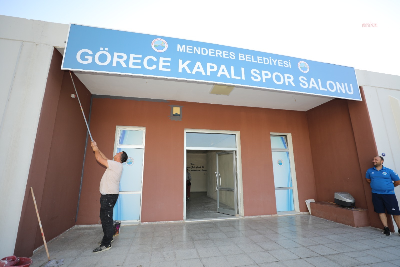 Menderes’te Görece Spor Salonu yenilendi