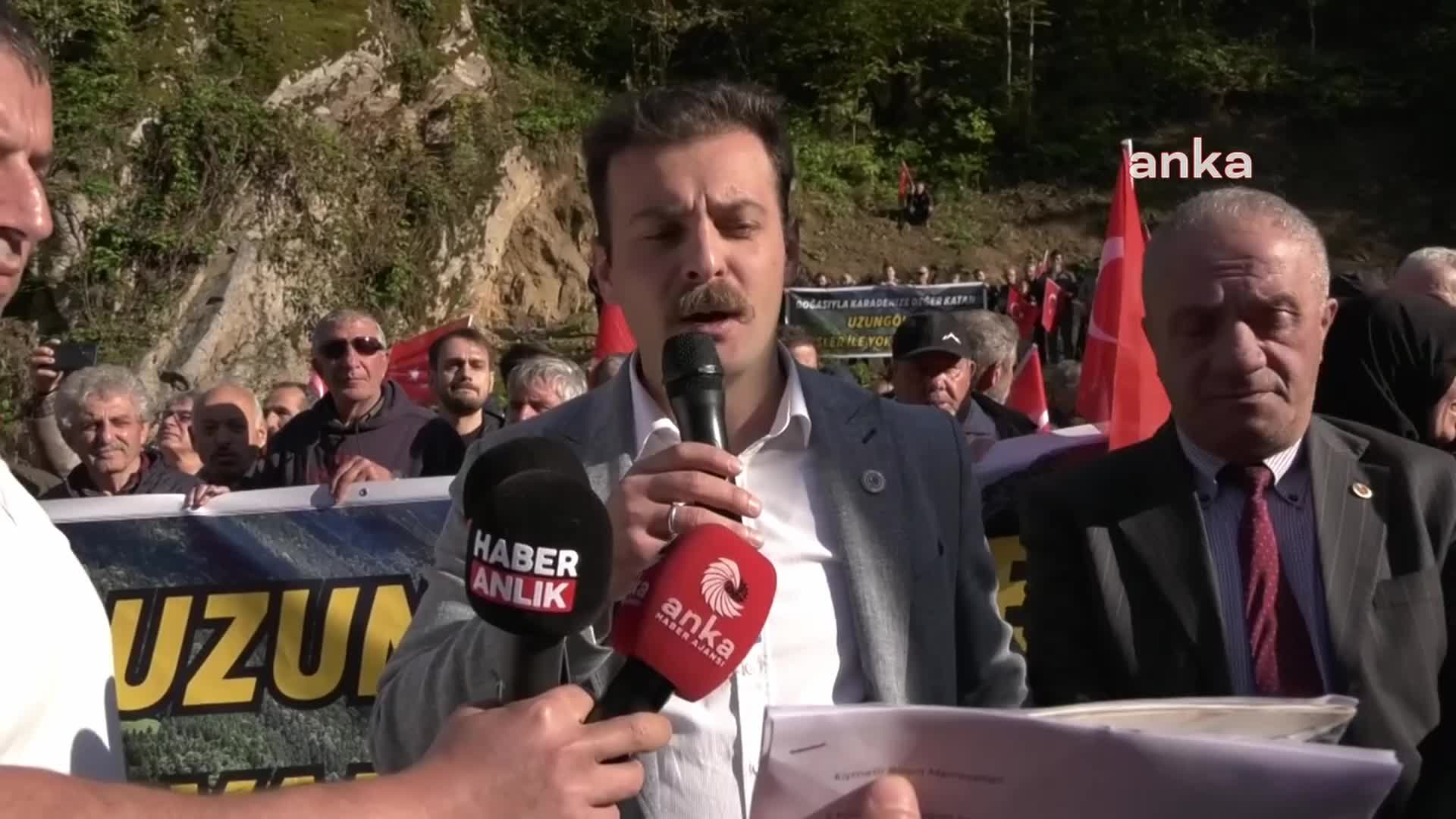 Uzungöl'de yapılması planlanan HES projesine karşı turizmciler ve yöre halkından protesto eylemi...