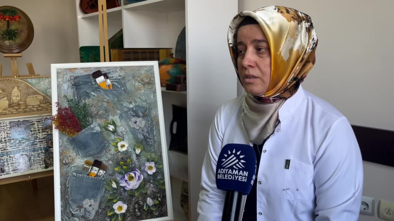 Adıyamanlı kadınlar, enkaz malzemeleriyle hatıraları yaşatıyor