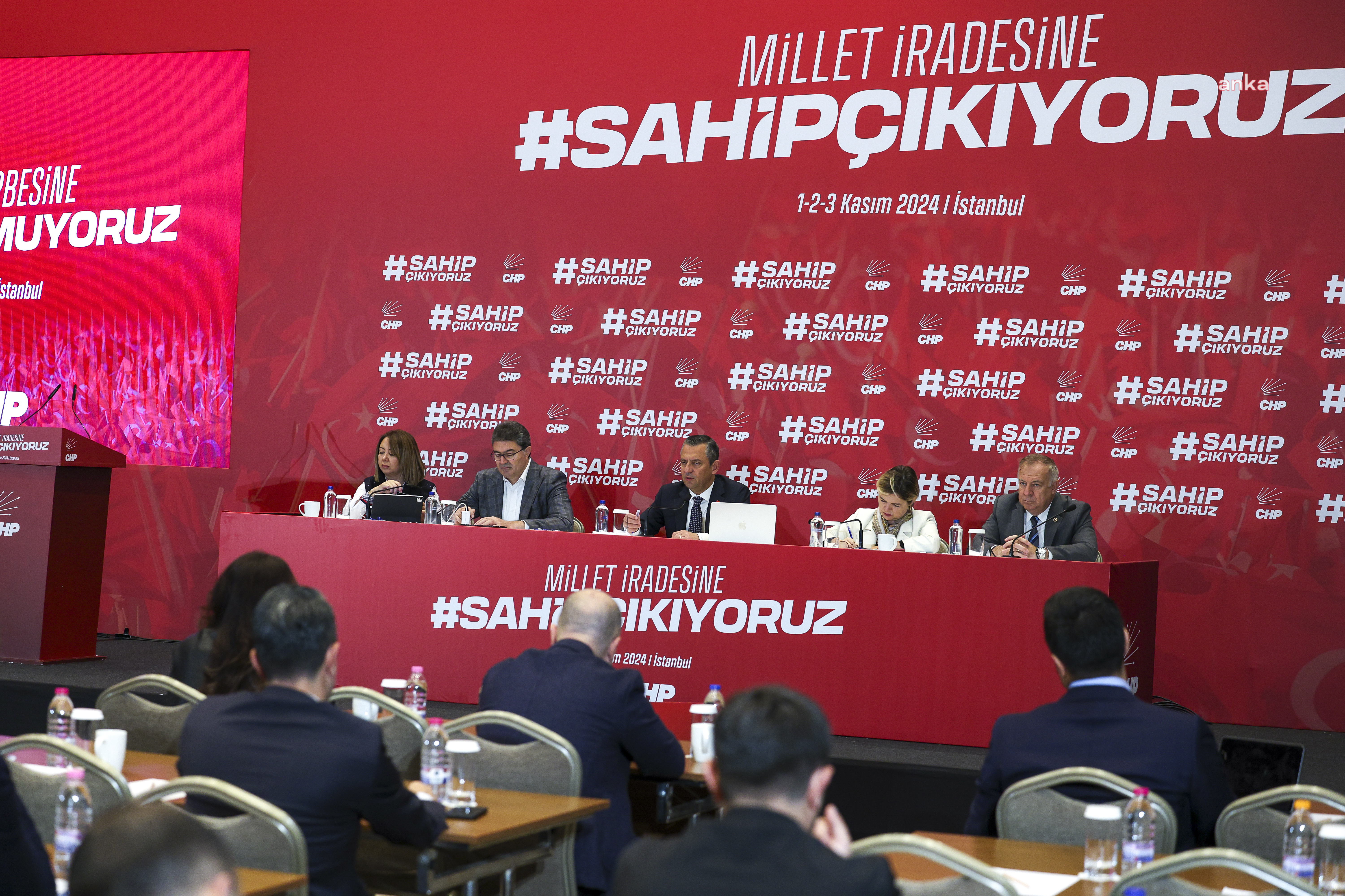 CHP PM'nin "kayyum" gündemli toplantısı...  Milletvekillerinin Esenyurt nöbeti yarın başlıyor