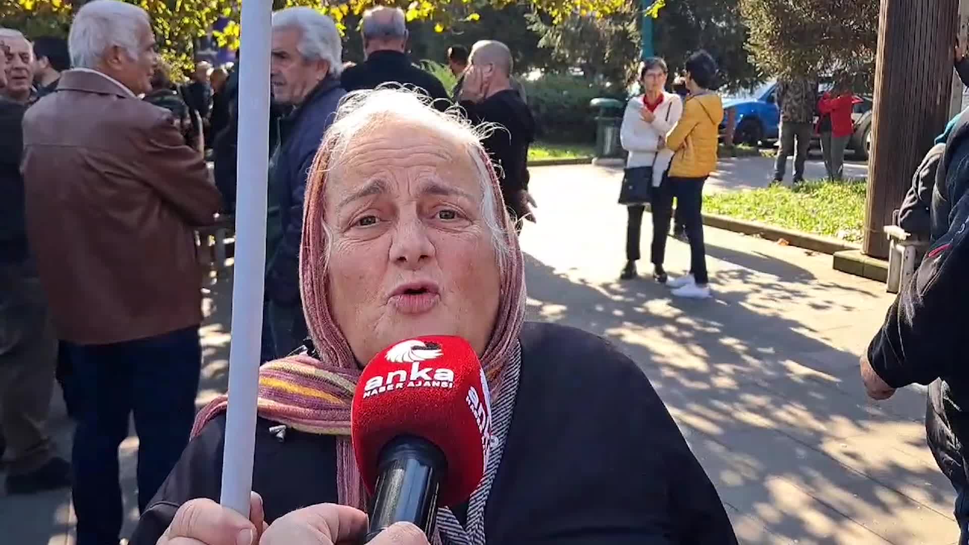 Arhavi halkı ''maden projesine'' tepki gösterdi: "Biliyoruz ki maden çıktığında sularımız, derelerimiz ve havamız kirlenecek ve yaşanmaz duruma gelecek"