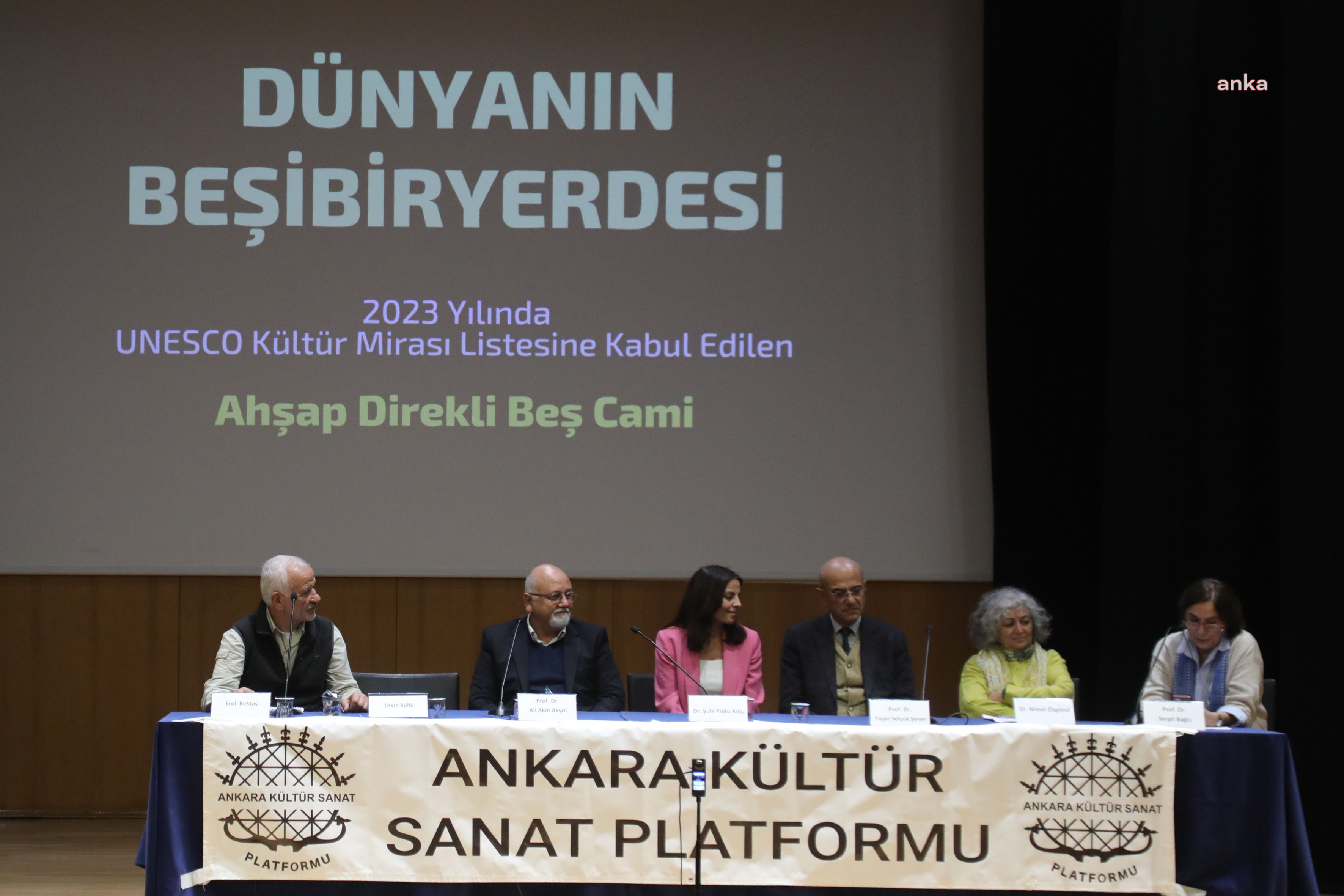 Çankaya Belediyesi,  "Dünyanın Beşibiryerdesi" paneline ev sahipliği yaptı
