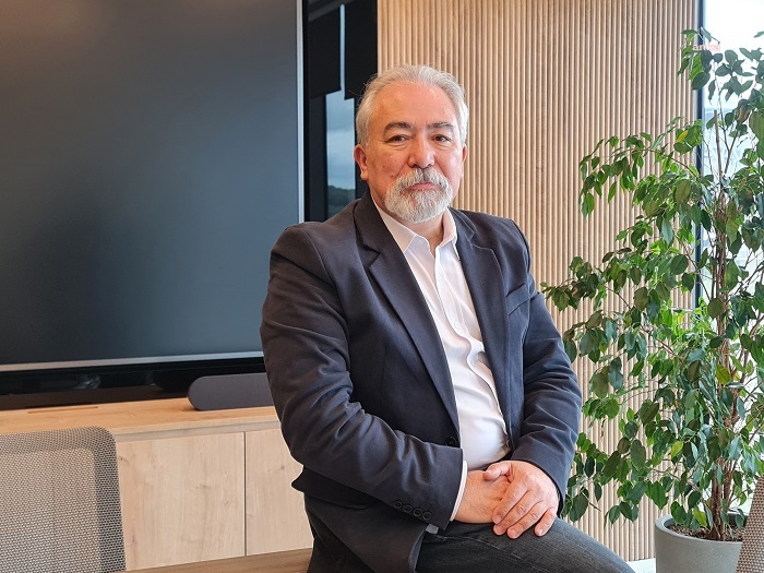 Mercedes-Benz, premium-lüks segmentte liderliğini korudu