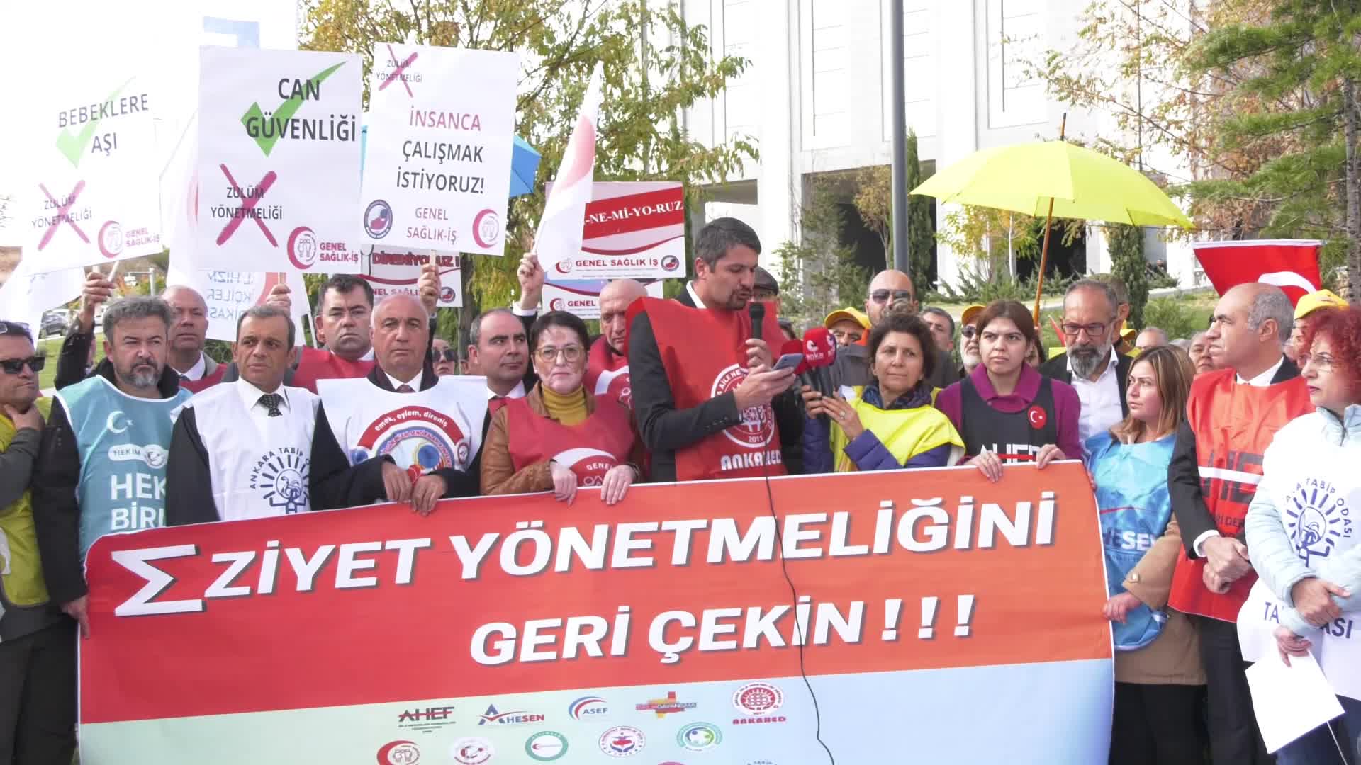 Aile hekimleri, yeni yönetmeliğe karşı iş bıraktı... Ankahed İkinci Başkanı Eylevler: Taleplerimiz yerine getirilene kadar mücadelede kararlıyız