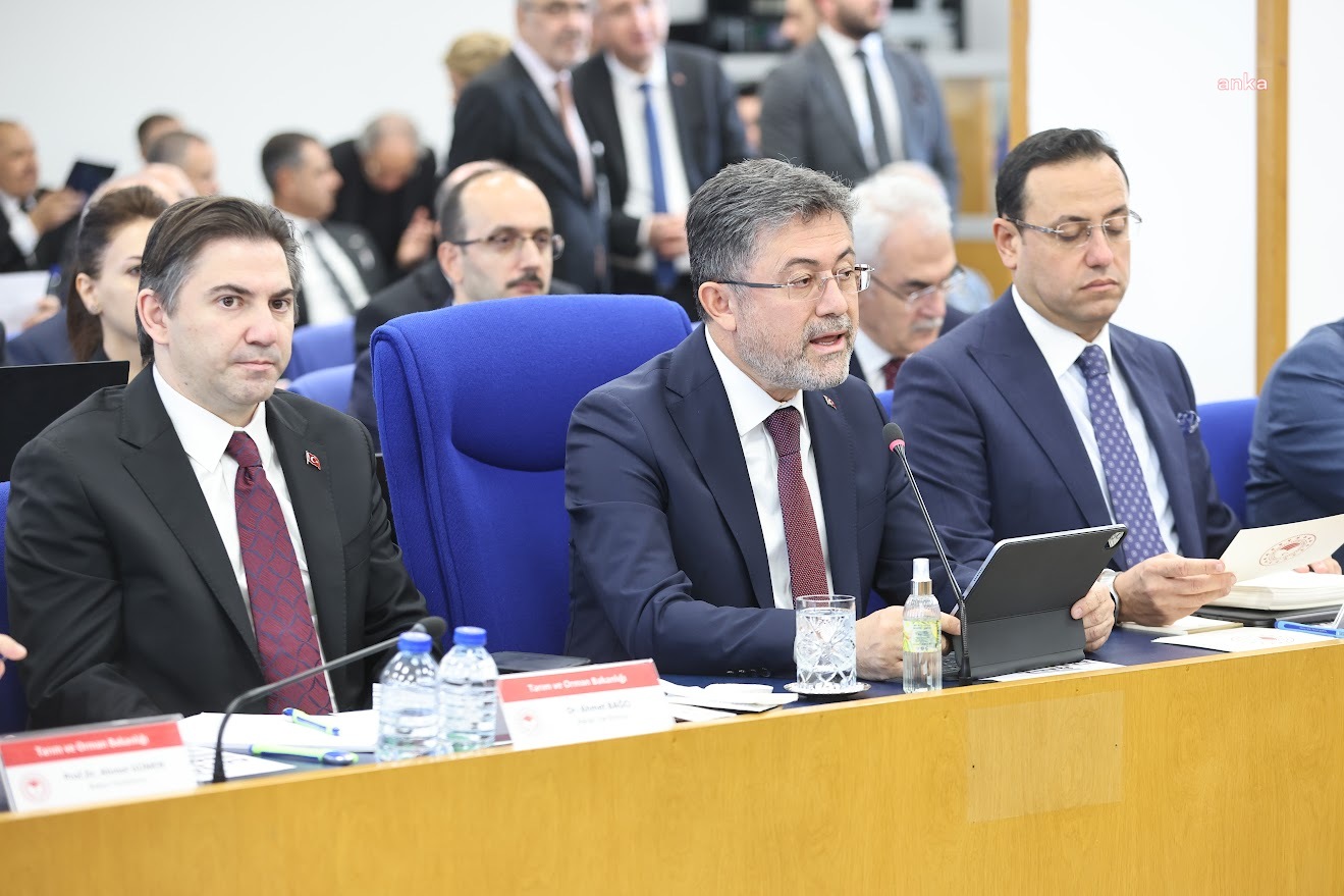 Plan ve Bütçe Komisyonu... Tarım ve Orman Bakanı Yumaklı: "3 yıllık planlama dönemi sonunda et ithalatını ülke gündeminden çıkaracağız"