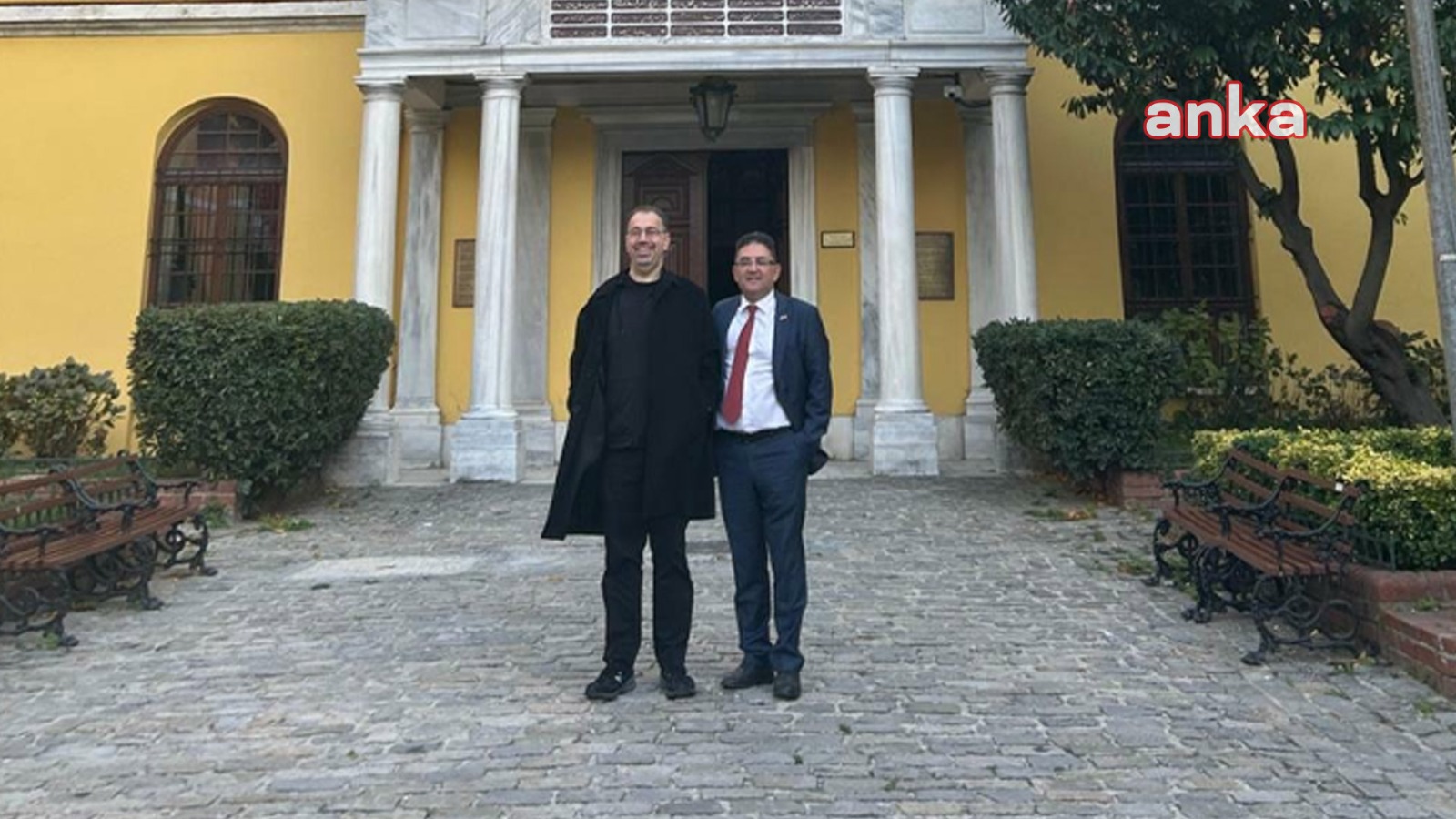 Nobel Ödüllü akademisyen Prof. Dr. Daron Acemoğlu, mezun olduğu Galatasaray Lisesi'ni ziyaret etti