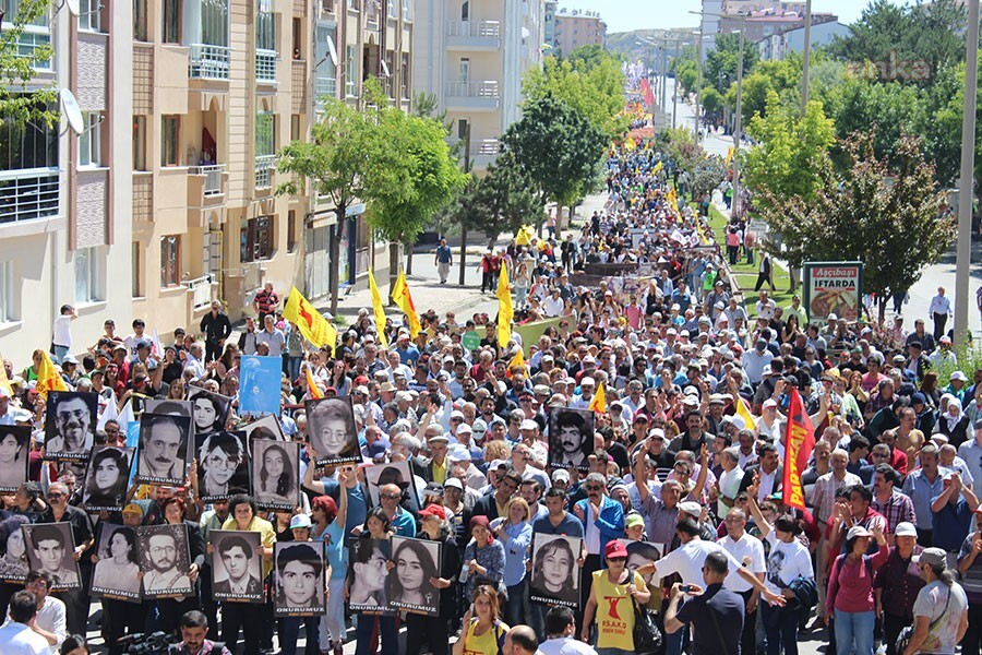 CHP'Lİ KAYA SİVAS KATLİAMINDA YAŞAMINI YİTİREN HOLLANDA VATANDAŞI İLE İLGİLİ YARGI SÜRECİNİ SORDU
