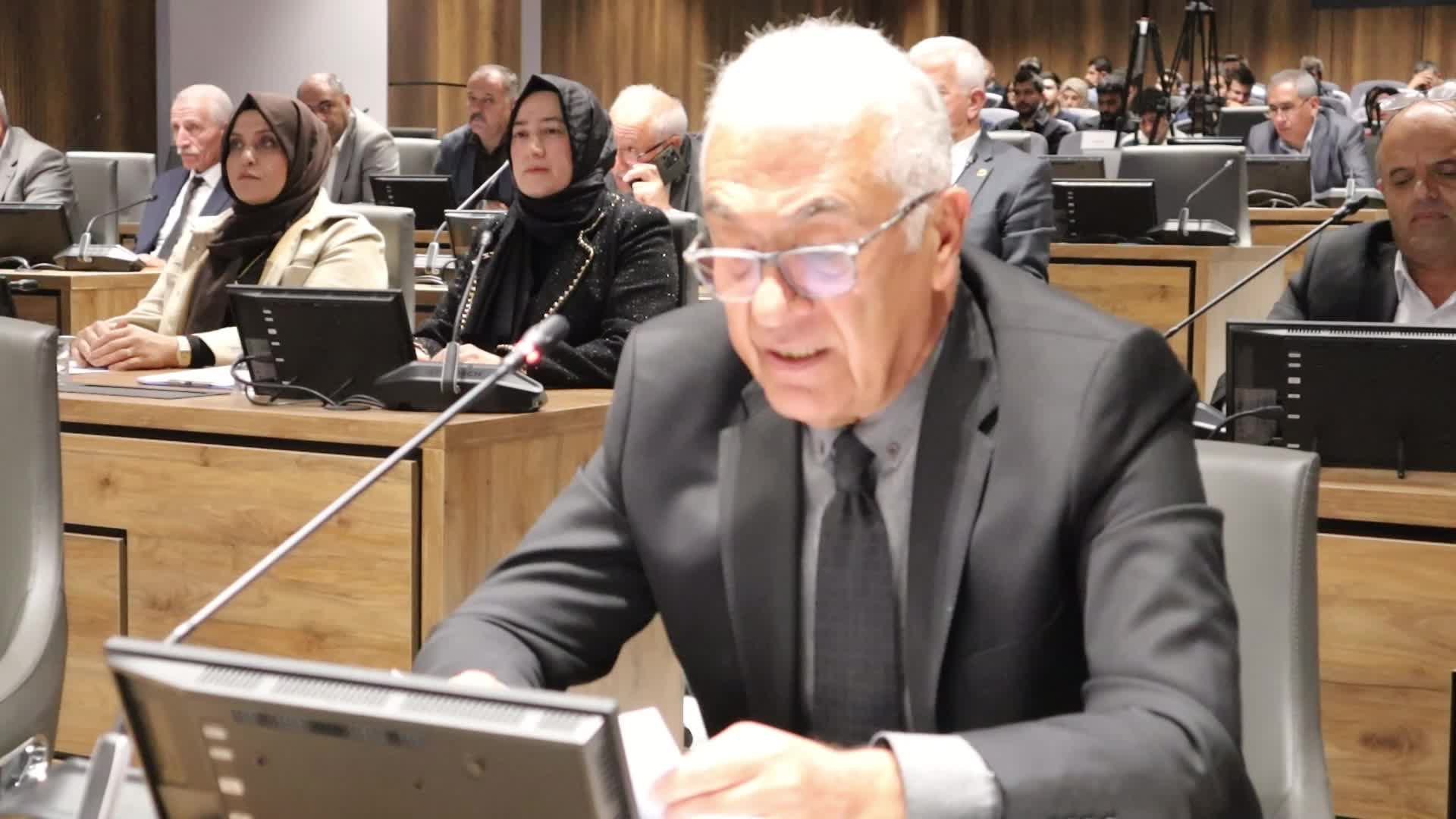 Yeşilyurt Belediye Meclisi'nin CHP'li üyesi Hurşit Kuşçu, kayyum atamalarına tepki gösterdi: "Seçmen iradesi gasp edildi"