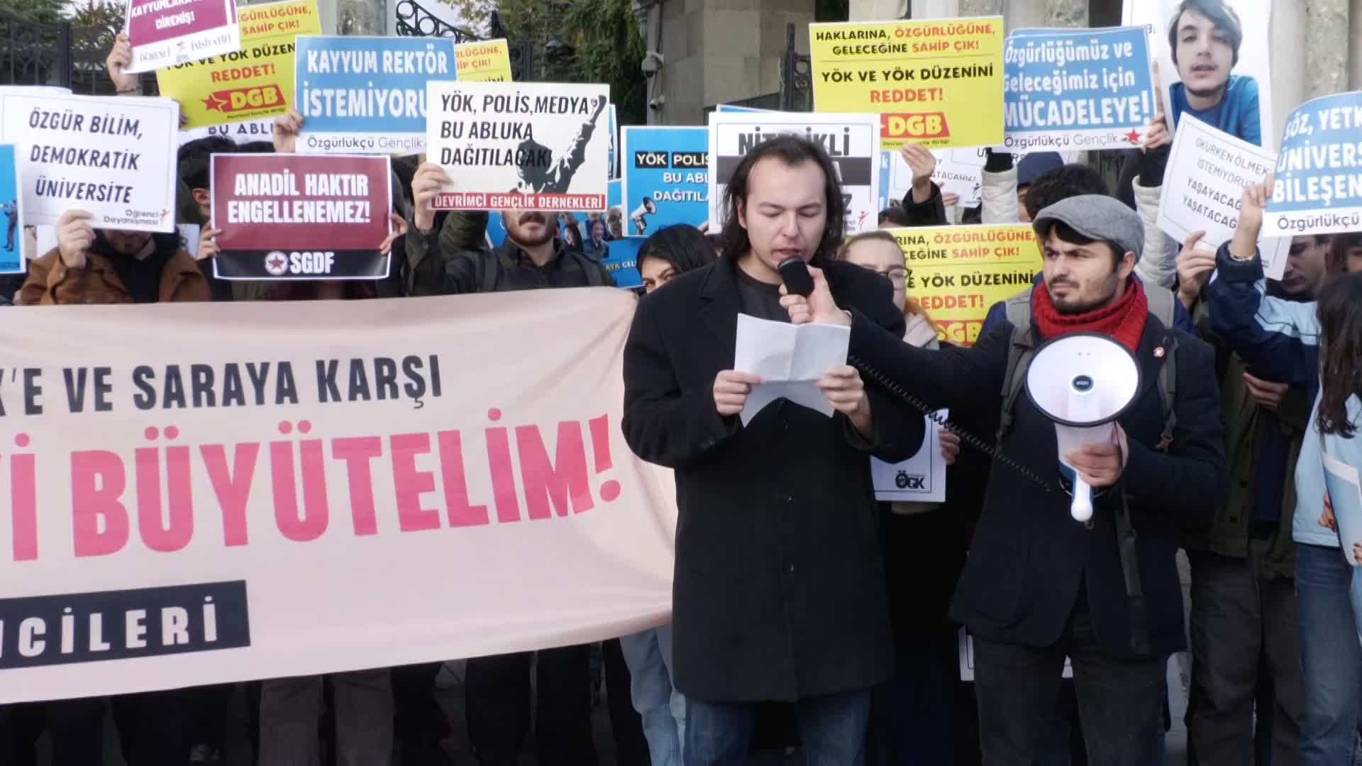 YÖK'ün 43. yılında öğrencilerden protesto: "Ölmeye değil, okumaya geldik"