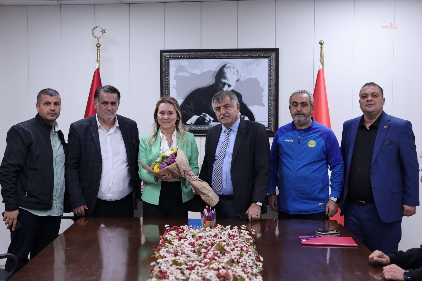 Konak Belediye Başkanı Mutlu, amatör spor kulüpleri başkanlarını ağırladı