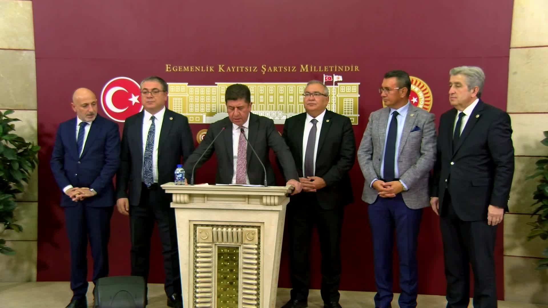 Yaşar Tüzün'den iç güvenlik alanında düzenlemeler içeren  kanun teklifine tepki: "CHP'li belediyelerimize yapılacak operasyonun önü açılmaktadır"