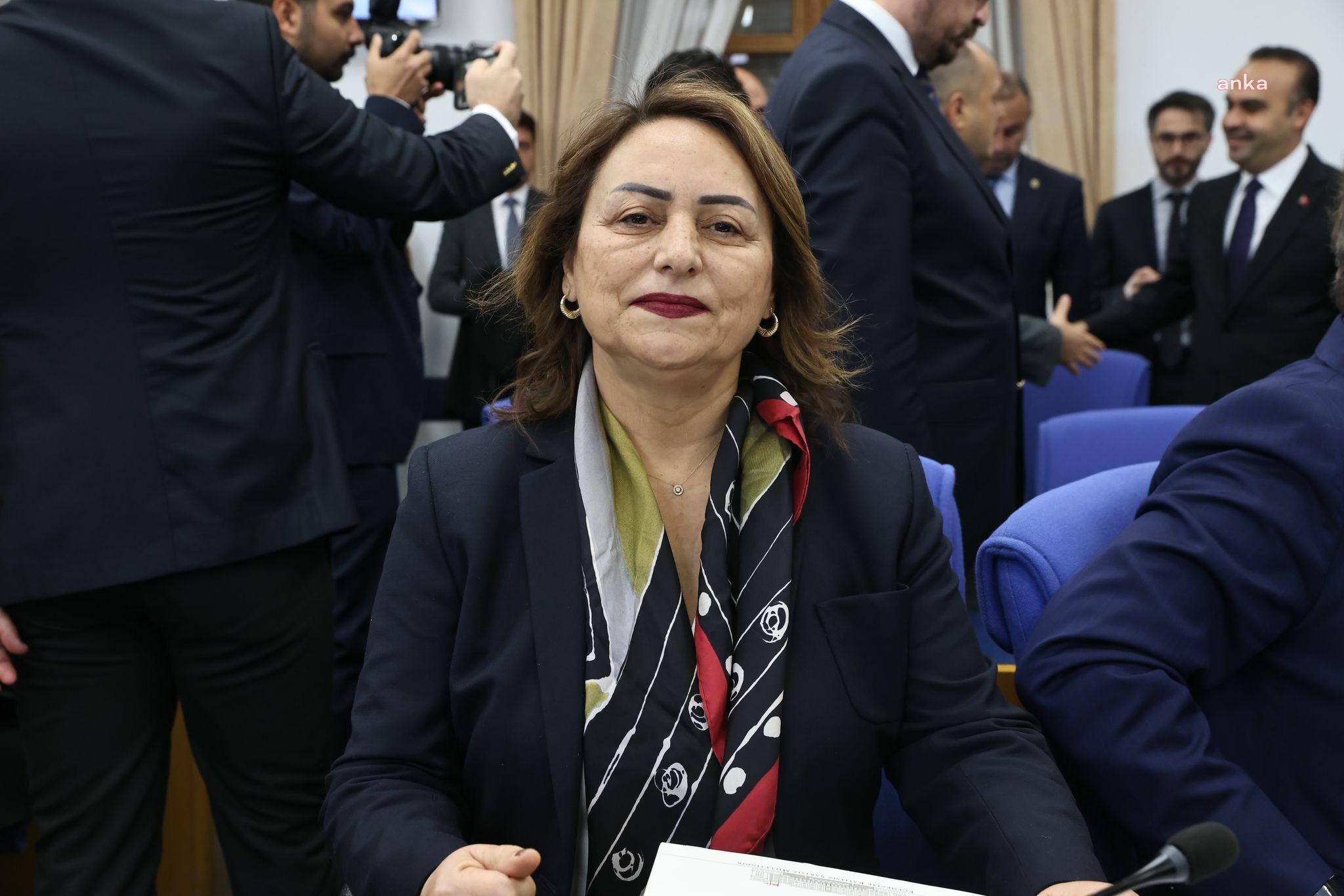 Bütçe görüşmelerinde 'TOGG' tartışması... Müzeyyen Şevkin: TOGG'u da bitirmek üzeresiniz, Çinli Chery ve BYD'yi tercih ediyorsunuz. TOGG'u savunmak da bize kaldı