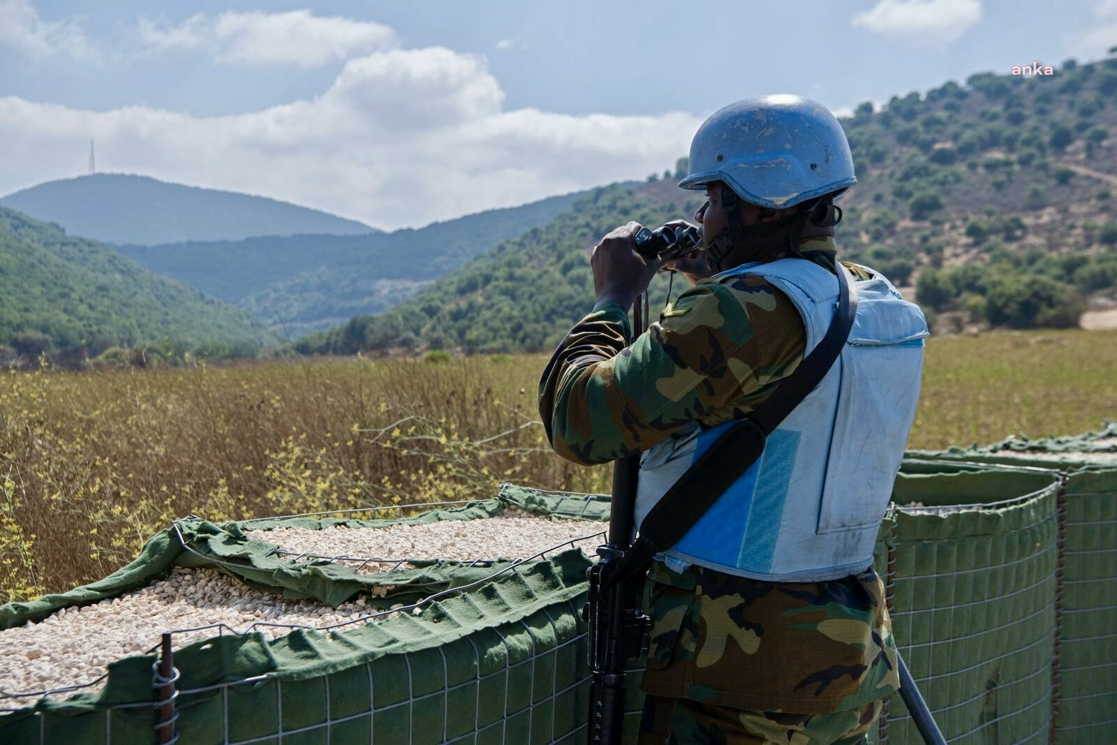 UNIFIL: İsrail hava saldırıları sonucu beş Barış Gücü askeri yaralandı