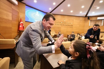 Silivri’de öğrenciler, Çocuk Hakları Günü dolayısıyla meclise katıldı