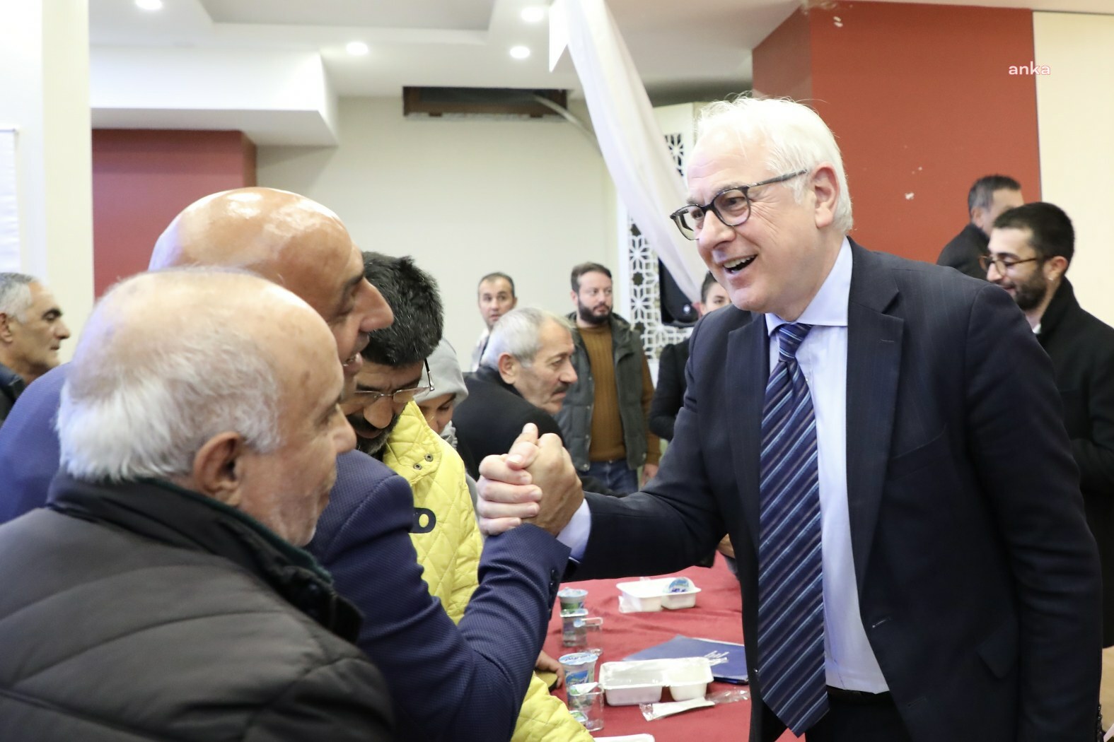 Beykoz Belediye Başkanı Köseler, Yenimahalle sakinlerini dinledi