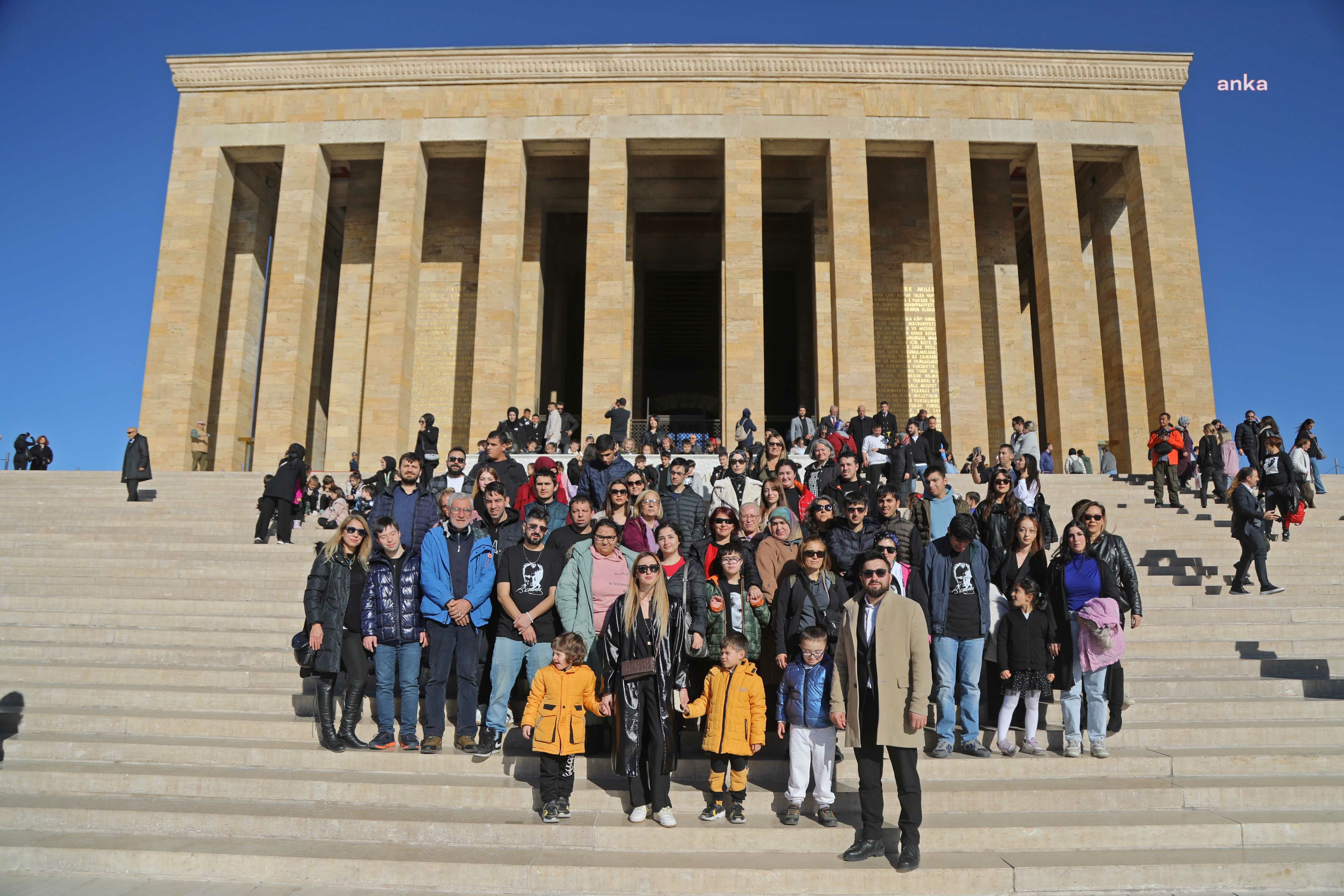 Çankaya Engelsiz Yaşam Merkezi Kursiyerleri, Anıtkabir'i ziyaret etti