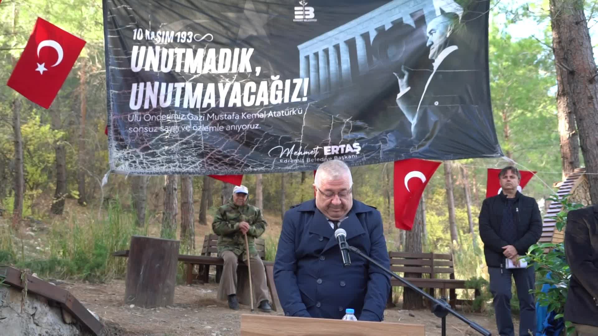 Edremit Belediyesi'nden “Ata'ya Minnet Fidan Dikimi” etkinliği