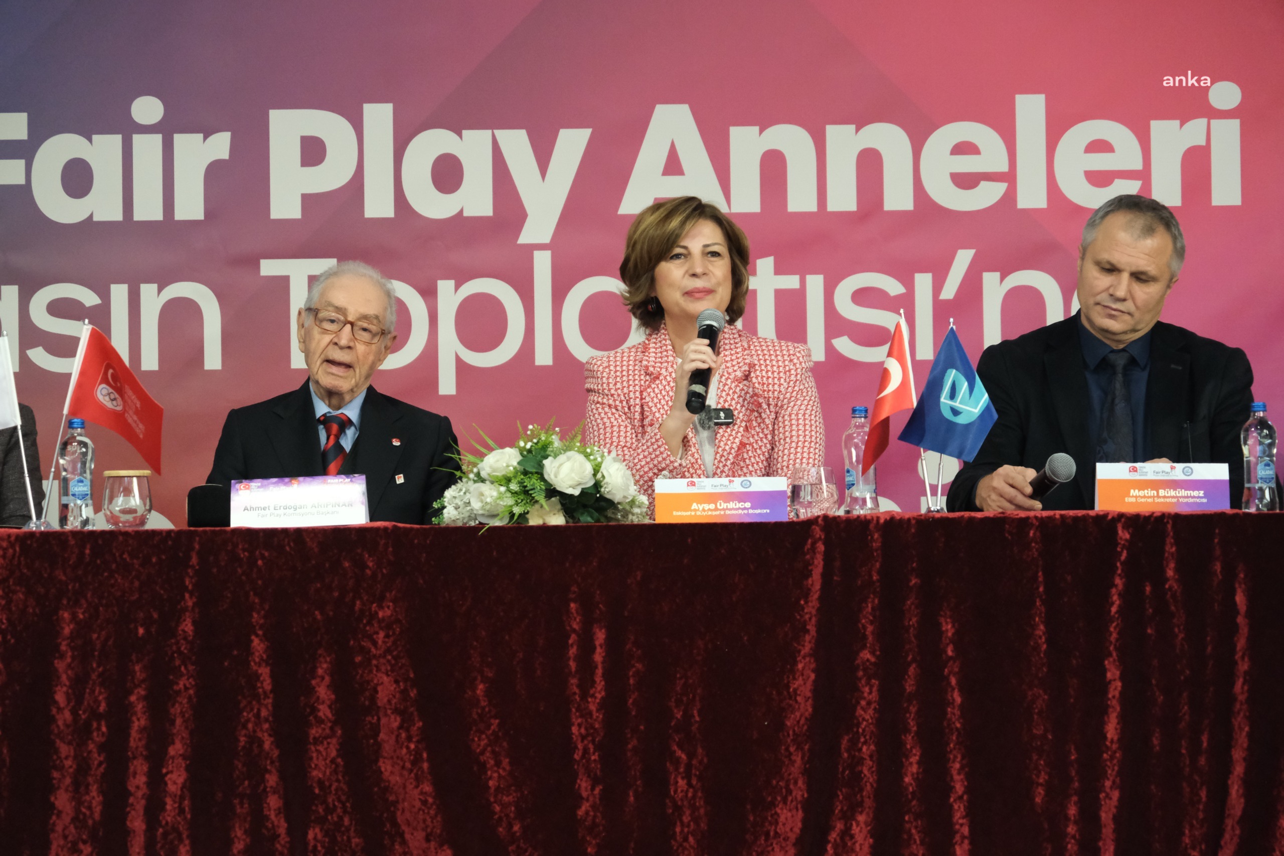 Eskişehir Büyükşehir Belediyesi, “Fair Play Anneleri Projesi” tanıtım toplantısına ev sahipliği yaptı