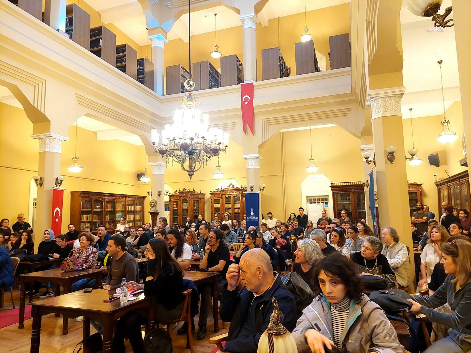 İzmir'de Edebiyat Söyleşileri’nin konuğu Gündüz Vassaf oldu