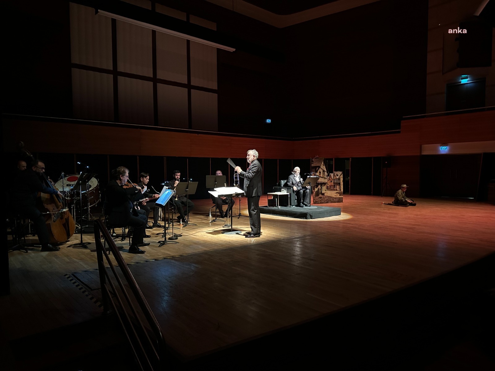 “Bir Askerin Öyküsü” adlı anlatımlı konser İzmirlilerle buluştu