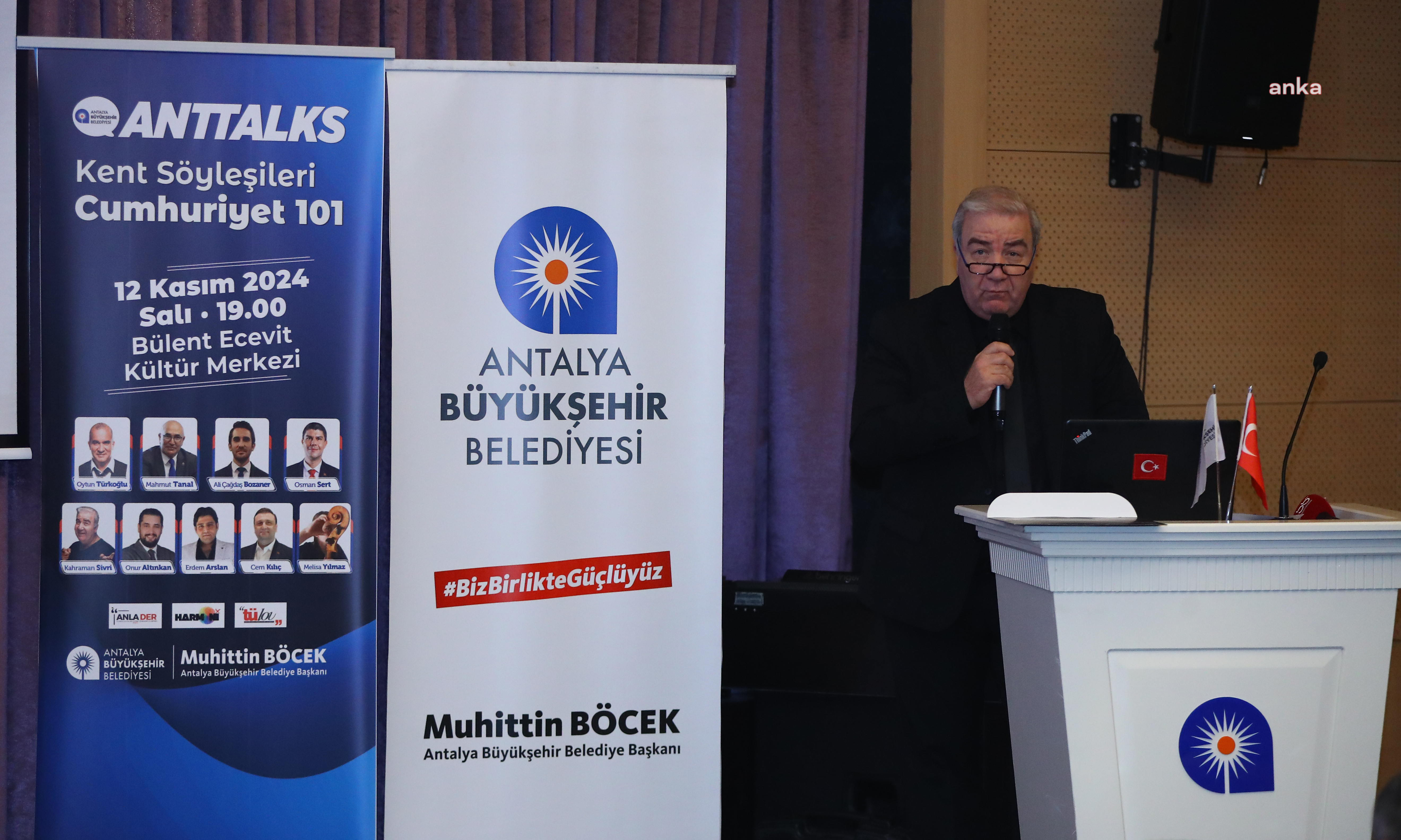 Antalyalılar, “Kent Söyleşileri Cumhuriyet 101” etkinliğinde buluştu