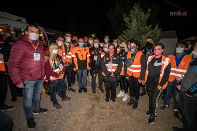 TUNÇ SOYER'DEN DEPREMZEDELERE MORAL ZİYARETİ