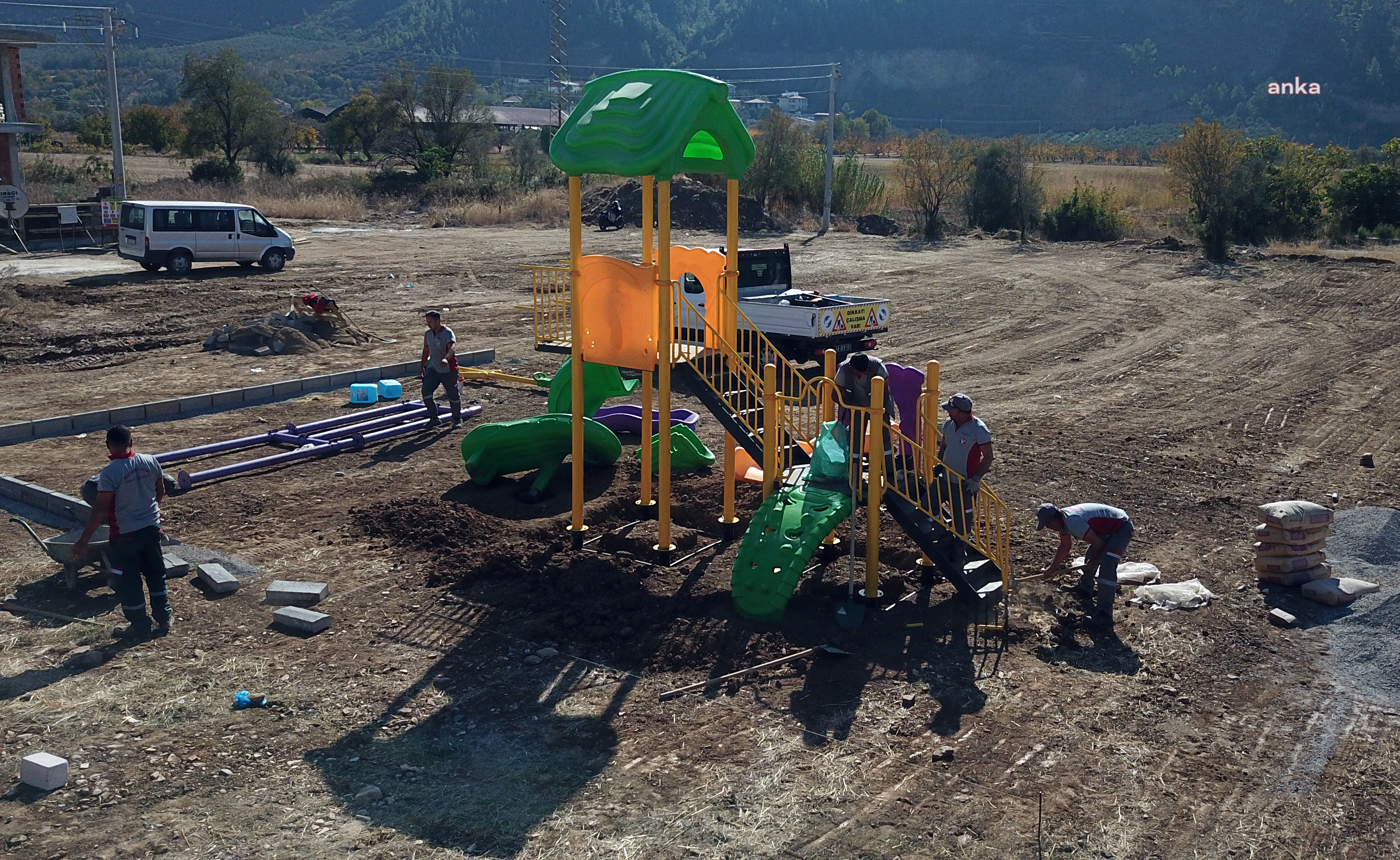 Menteşe Belediye Başkanı Köksal, çocukların park talebine duyarsız kalmadı