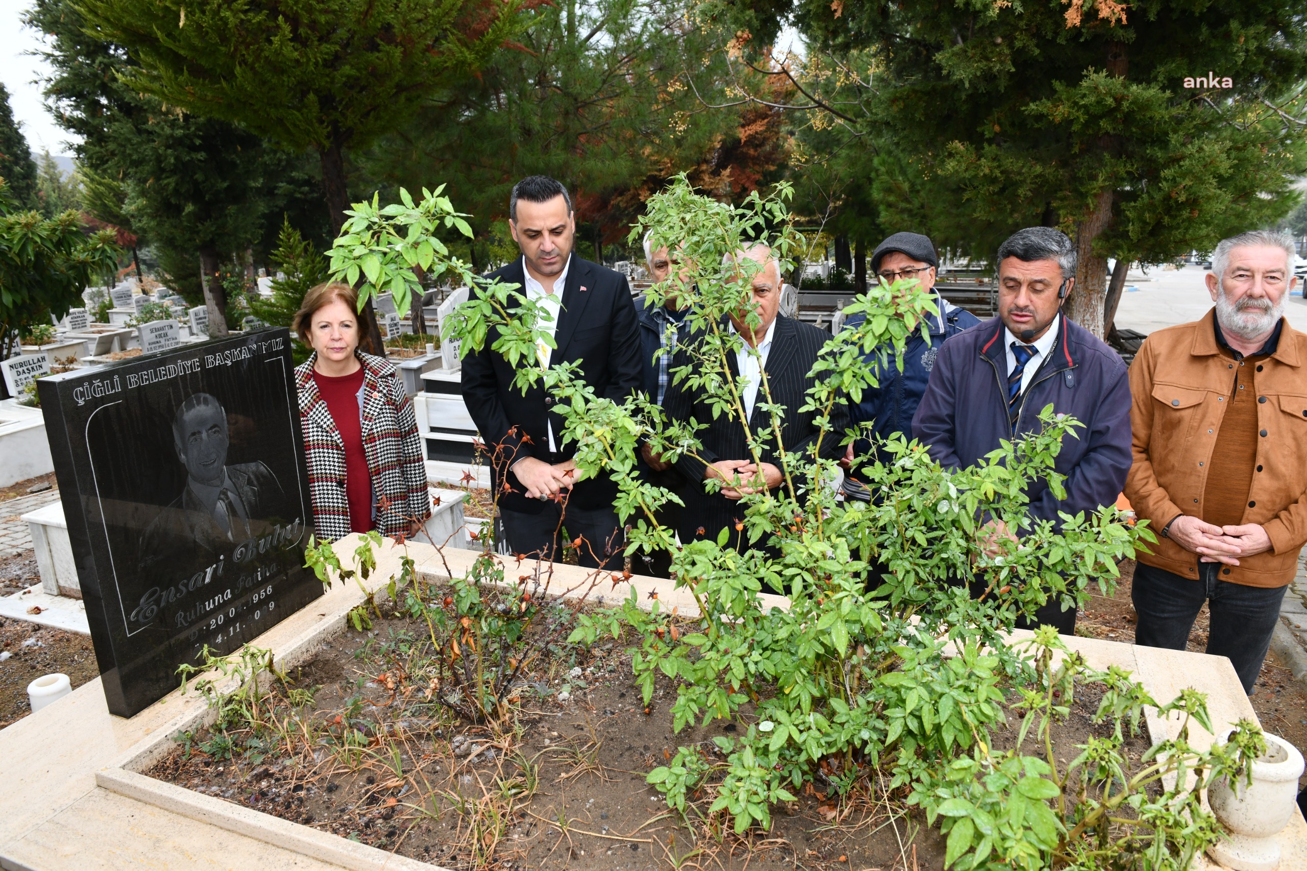 Çiğli Belediyesi önceki dönem başkanı Ensari Bulut, mezarı başında anıldı
