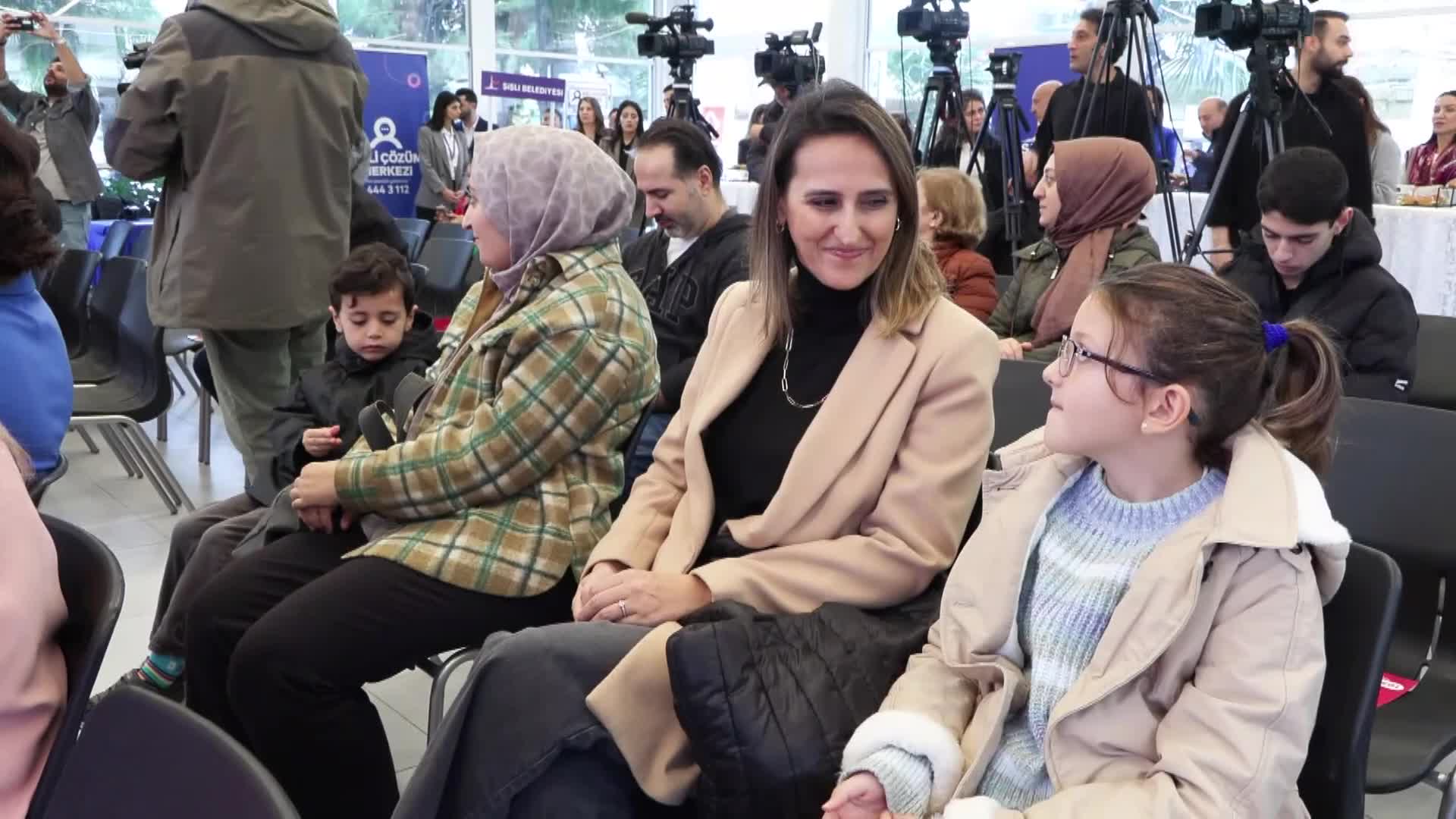 Şişli Belediyesi ile DİYAÇEV'den "Diyabetli Çocuklara Sensör Desteği"... Belediye Başkanı Şahan: "Sensörü, bir lüks değil, diyabetli çocuklarımız için ihtiyaç olarak görüyoruz"