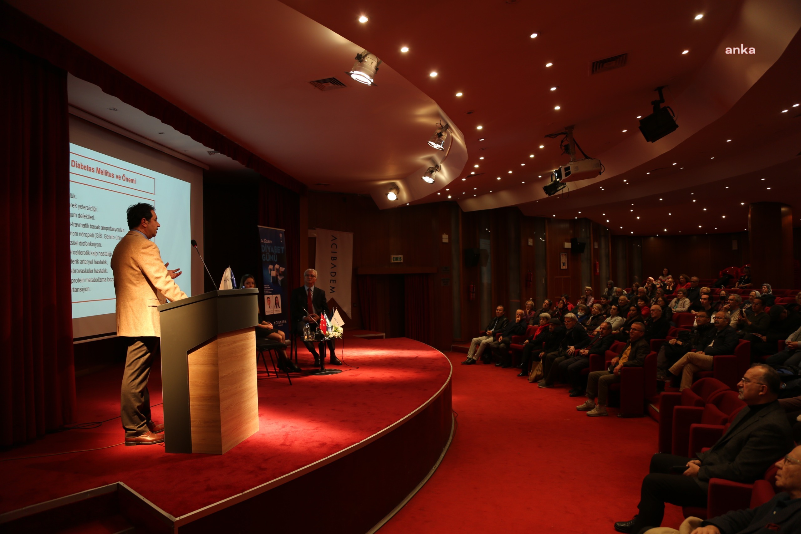 Eskişehir Büyükşehir Belediyesi, "Diyabet ve Beslenme" semineri düzenledi