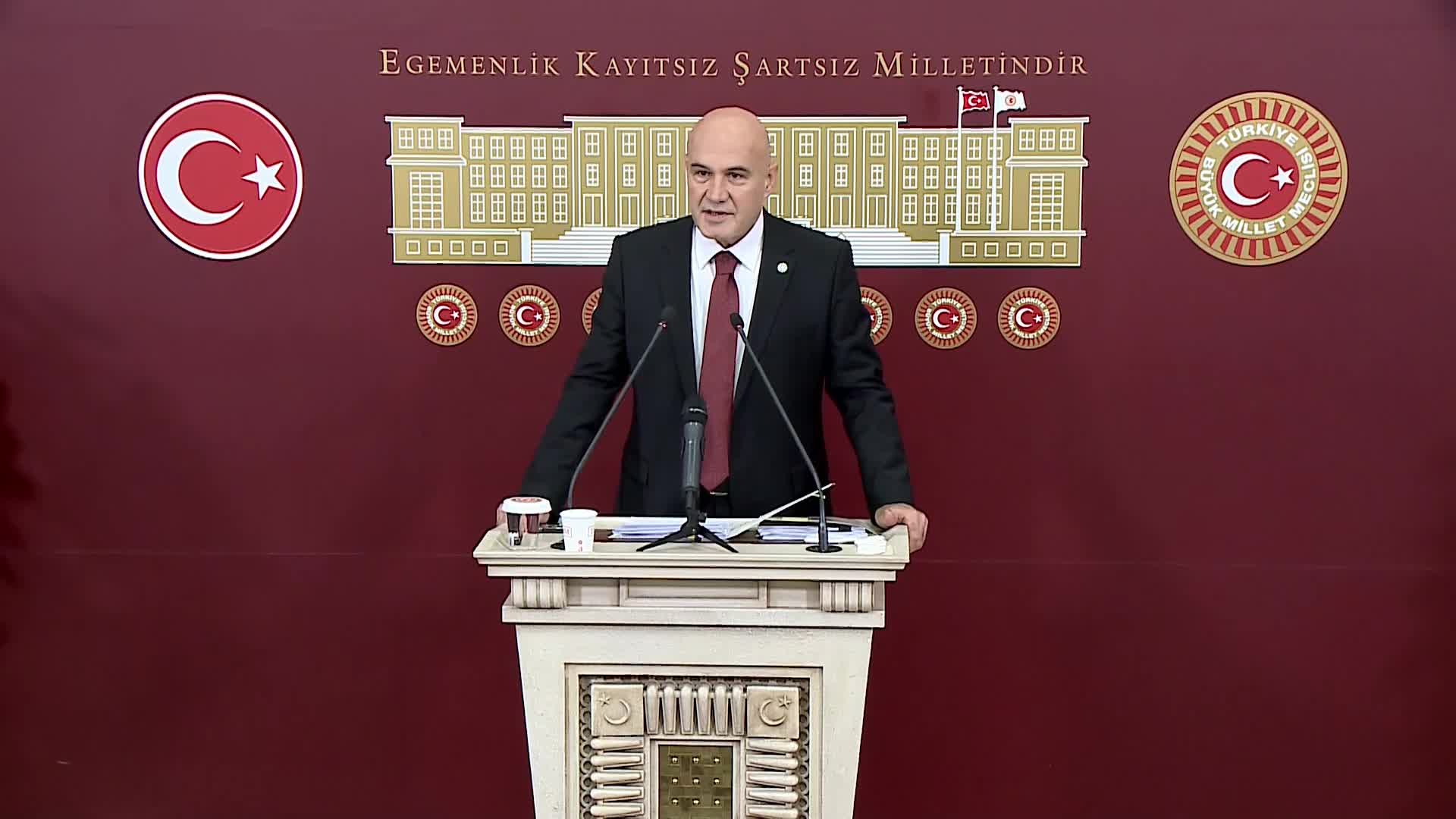 İYİ Parti'li Turhan Çömez: "İstanbul Tıp Fakültesi'nde AIDS nedeniyle tedavi gören 100 çocuğumuz var, kaçı cinsel istismar nedeniyle AIDS kaptı, kaçı annesinden aldı bilmiyoruz"