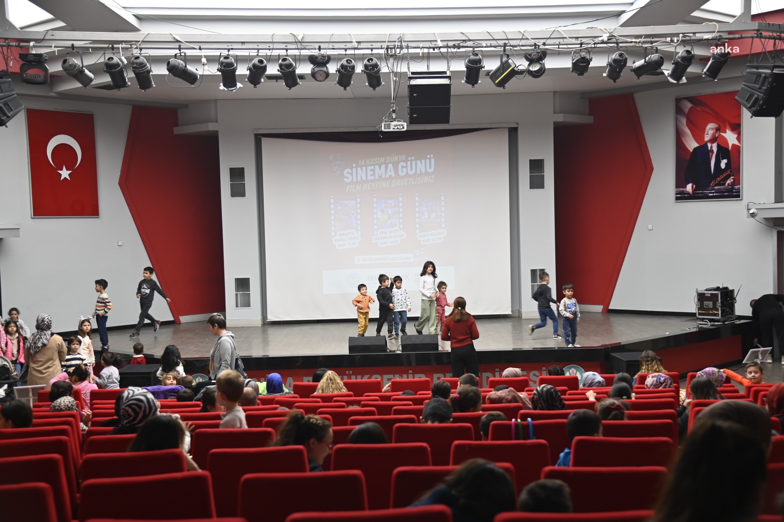 Manisa Büyükşehir Belediyesi’nden Dünya Sinema Günü’ne özel gösterimler