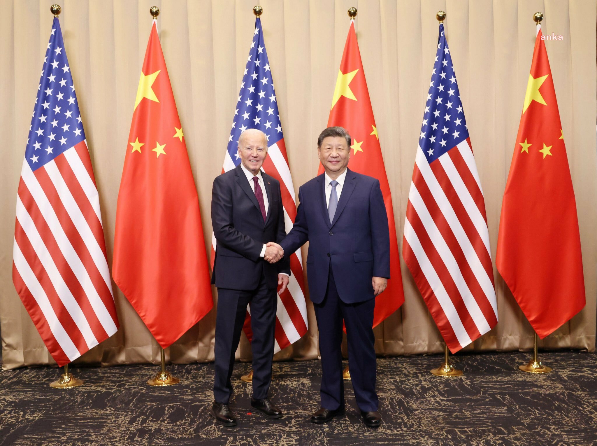 Çin Devlet Başkanı Xi Jinping, Biden ile görüşmesinde Trump ekibiyle çalışacağını söyledi