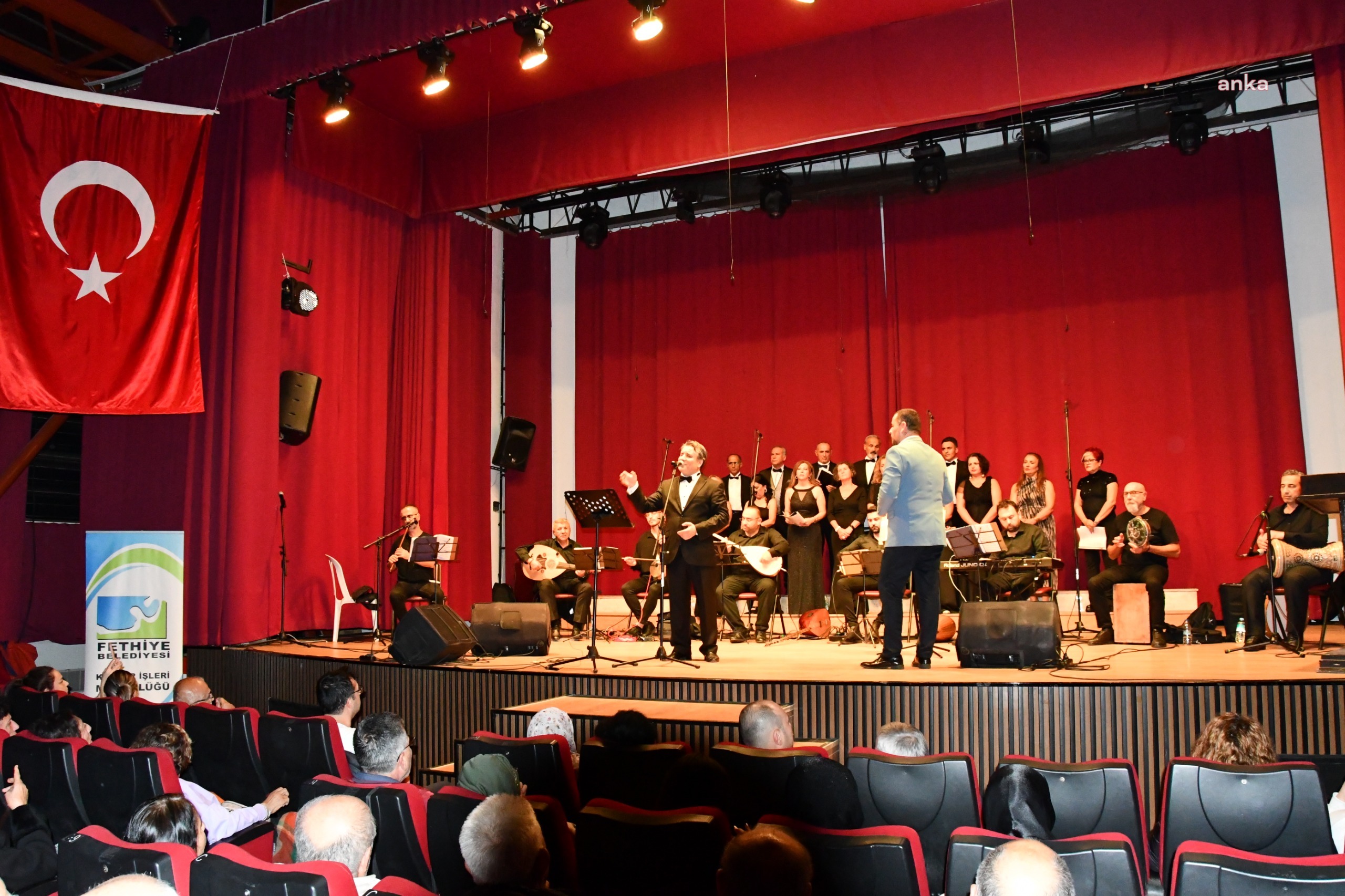 Fethiye Belediyesi, “Ege’den Akdeniz’e Türküler” konserine ev sahipliği yaptı