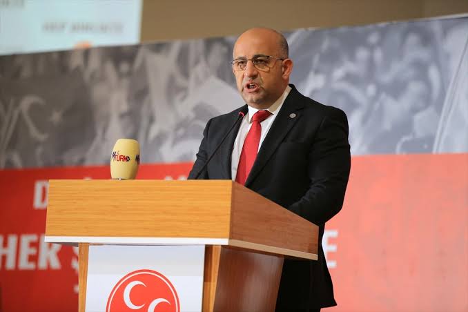 MHP Muğla İl Başkanı Oğuz Akarfırat görevinden istifa etti