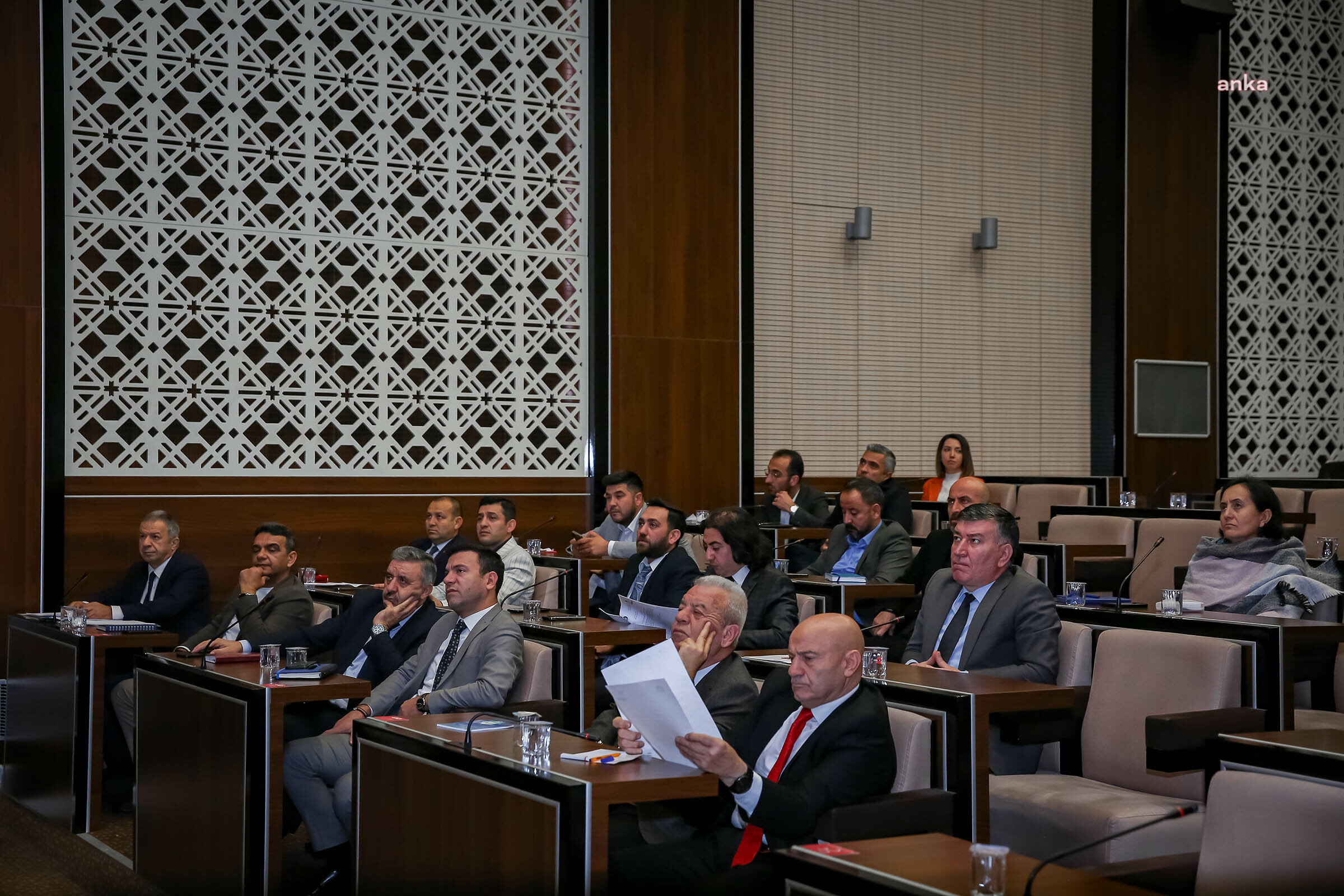 Keçiören Belediyesi, birim müdürlerine mevzuat eğitimi verdi