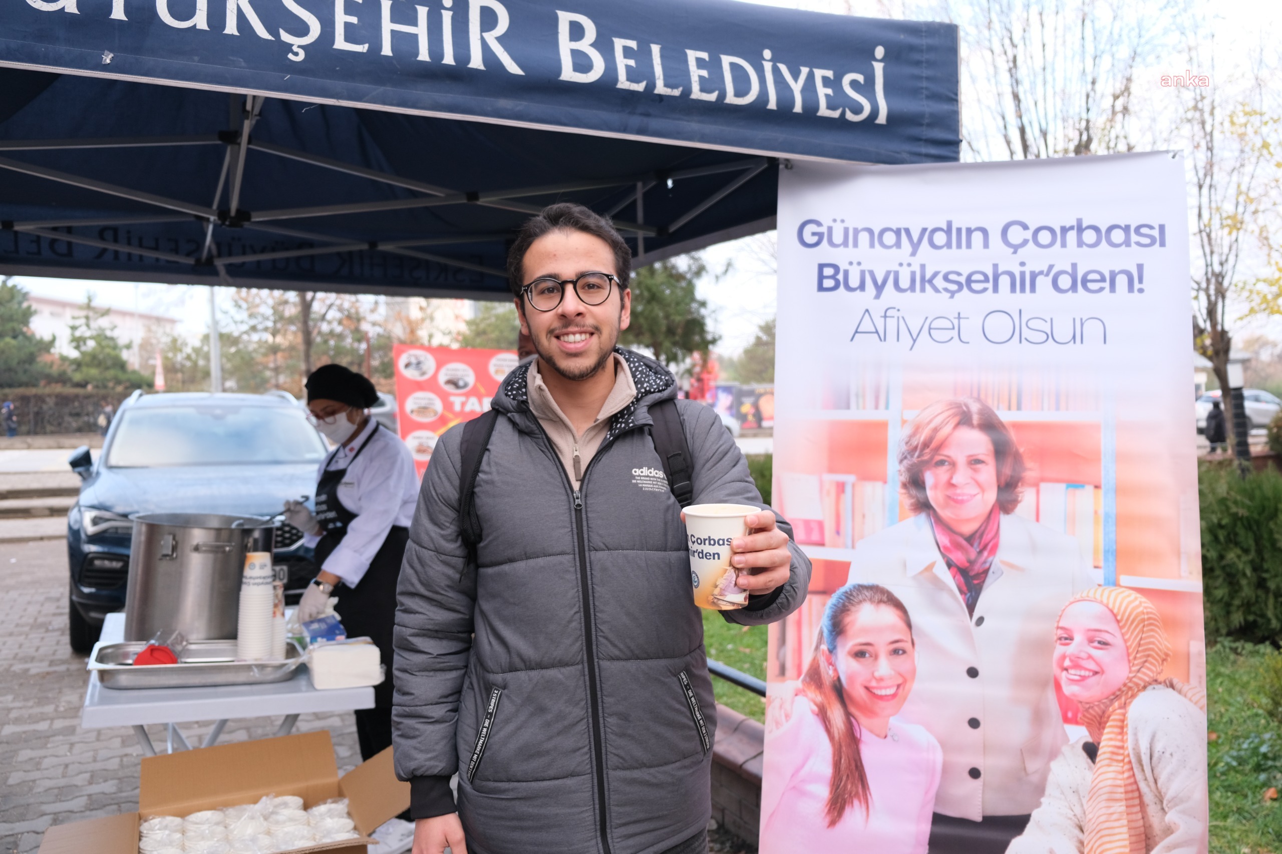 Eskişehir Büyükşehir Belediyesi, gençler için “Günaydın Çorbası” uygulamasını yaşama geçirdi
