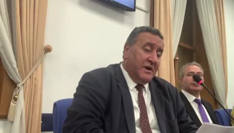 TBMM Plan ve Bütçe Komisyonu... Ömer Fethi Gürer: "Azami pestisit kalıntı limitlerini aşan ürünlerle ilgili inceleme yapılıyor mu?"