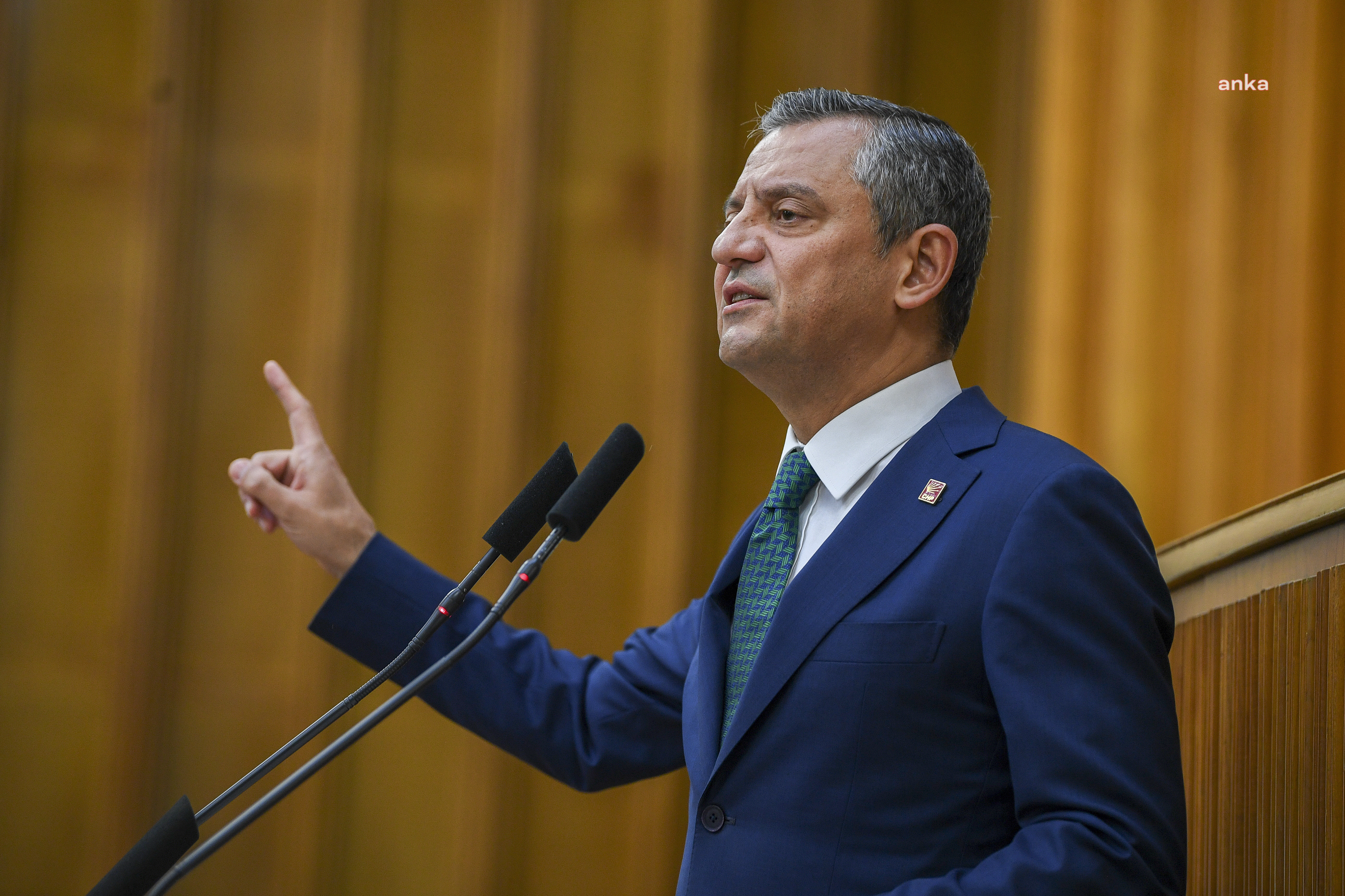 Özgür Özel: Nasuh Mahruki'nin attığı tweetler gerekçe gösterilerek tutuklanması, siyasallaşan adaletin geldiği boyutu göstermektedir